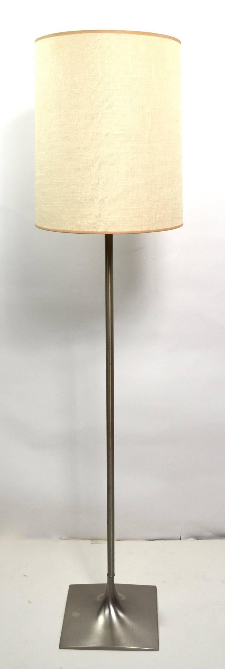 Floor Lamp by Laurel In Good Condition For Sale In New York, NY