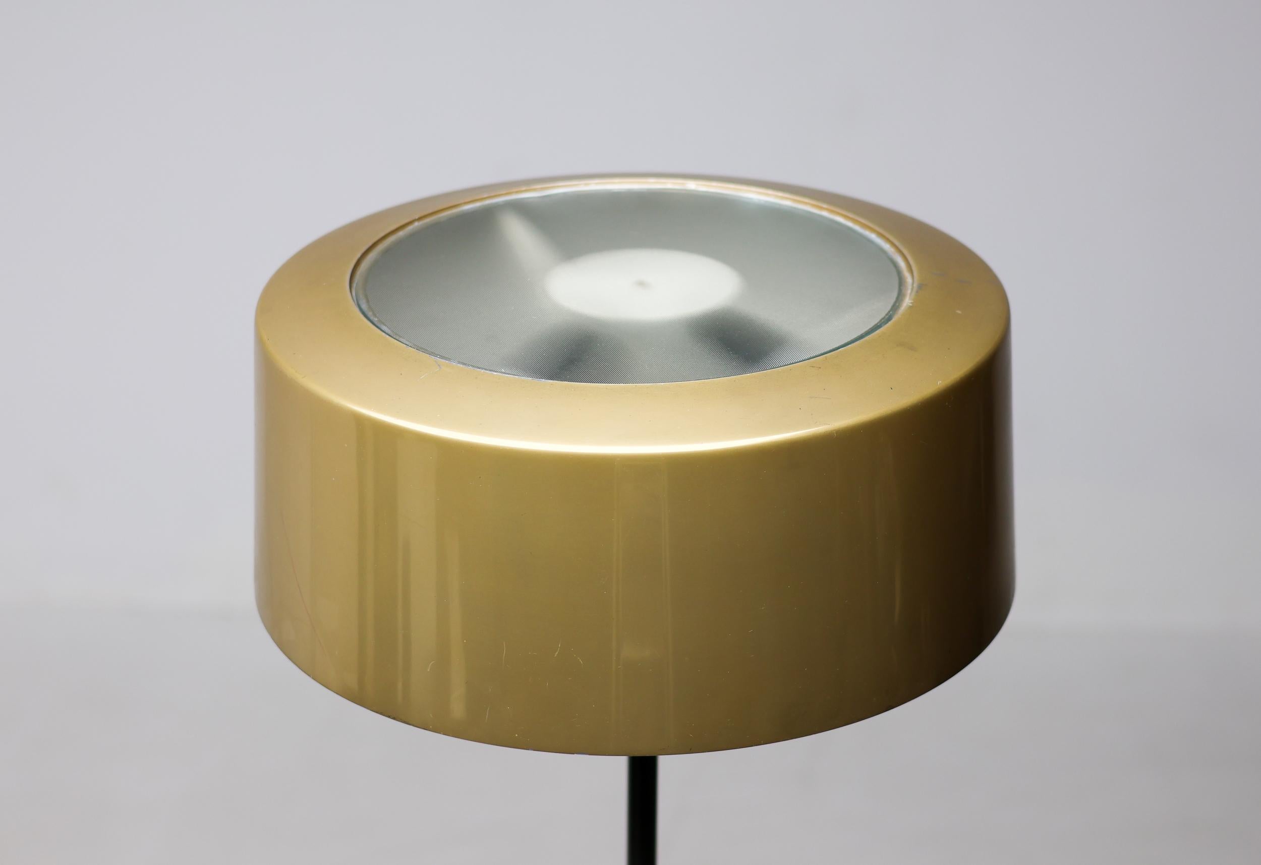 Émaillé Lampadaire de Lisa Johansson-Pape pour Orno Oy, Finlande en vente