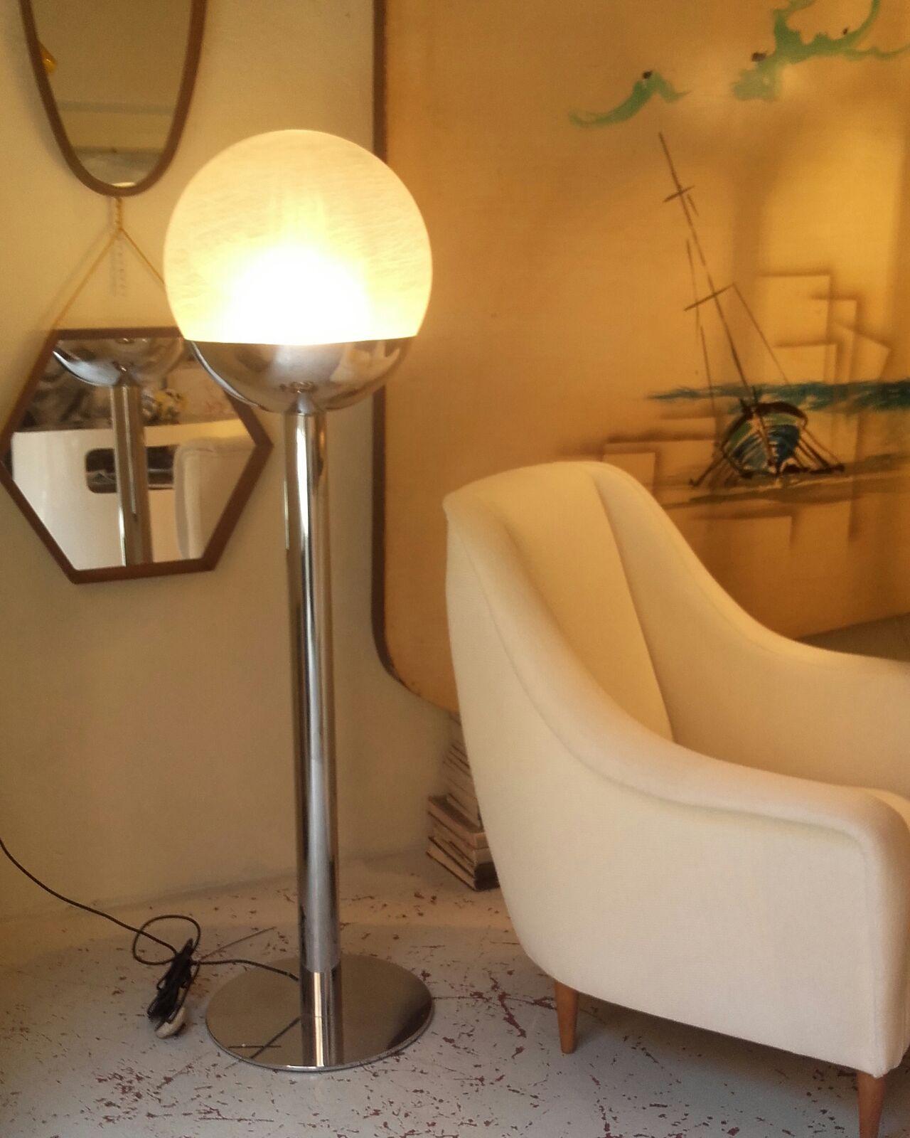 Mid-Century Modern Floor Lamp by Lumi, 1968 Milano  For Sale