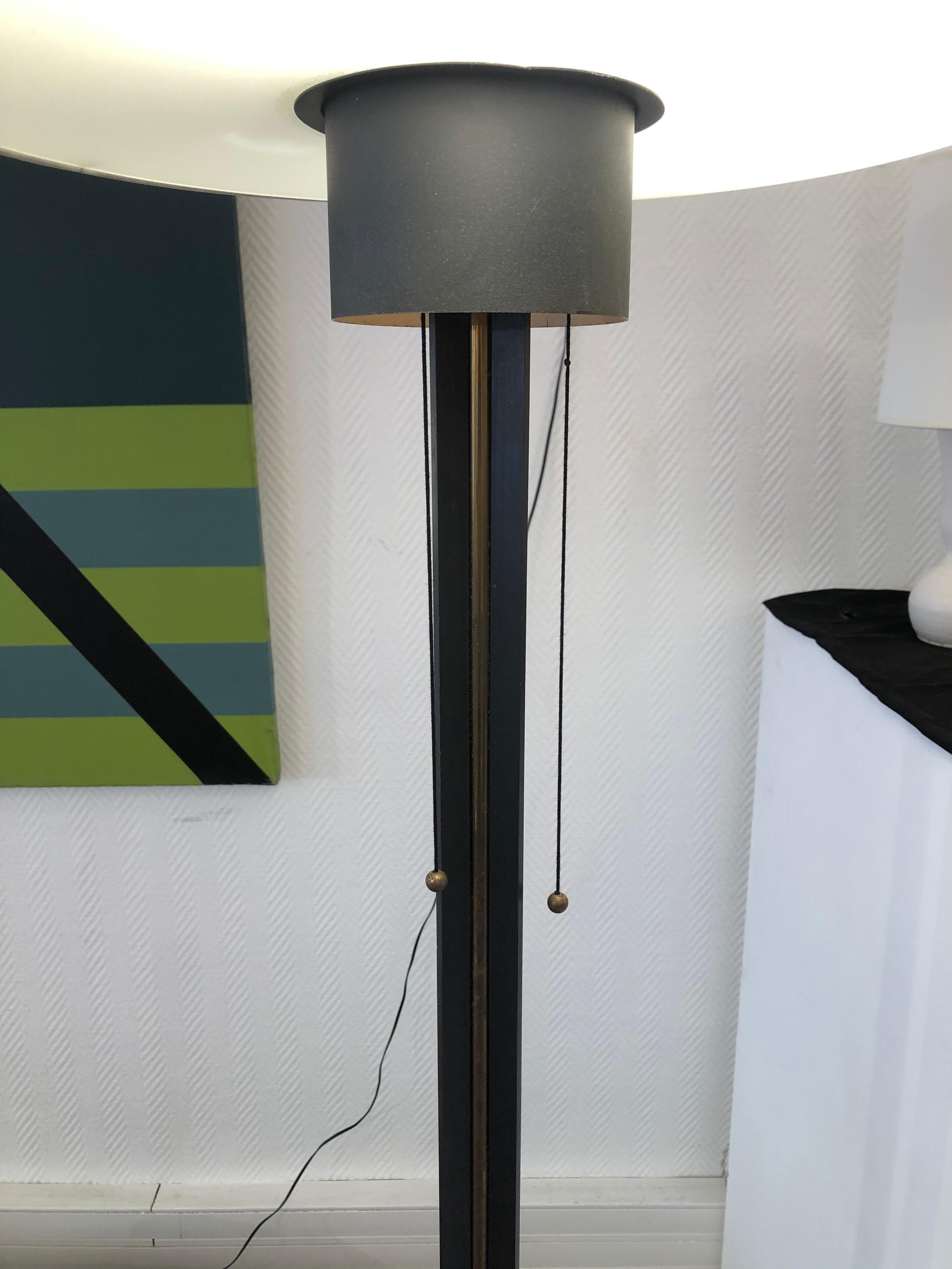 Floor lamp by Maison Arlus
Brass and metal
from 1950.