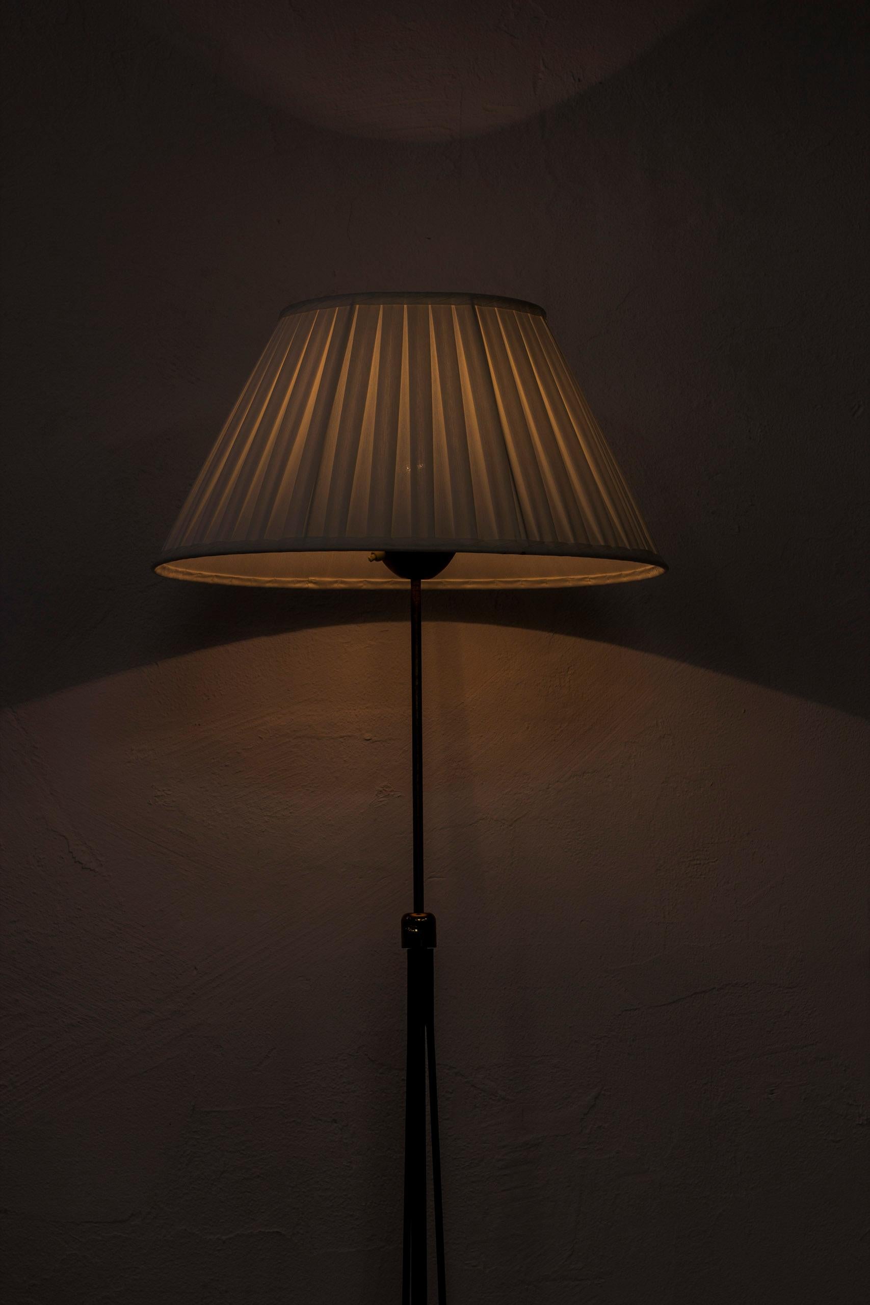 Floor Lamp by Nils Strinning for String Design, Sweden, 1950s 4