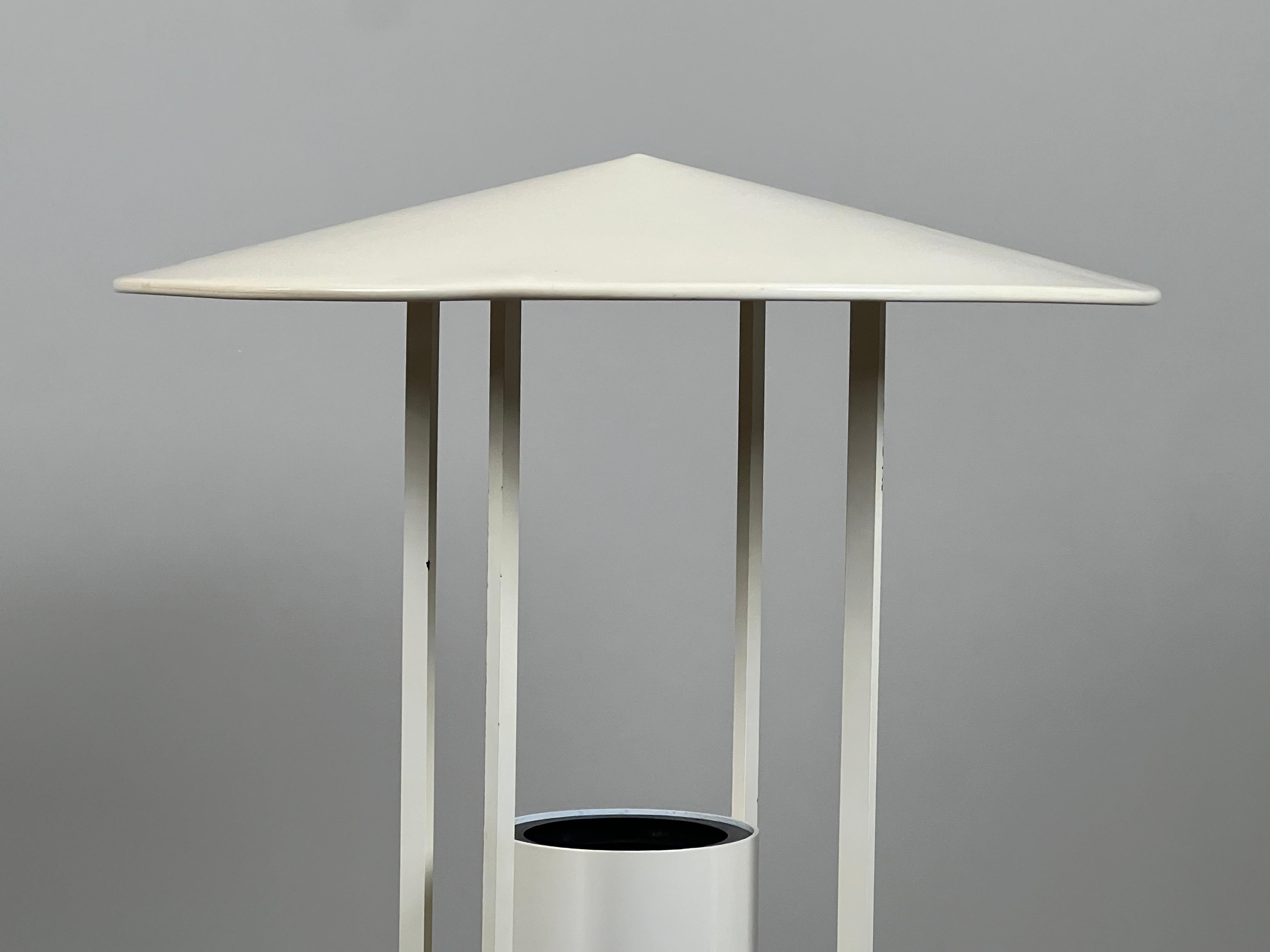 Floor Lamp by Philip Johnson and Richard Kelly For Sale 3