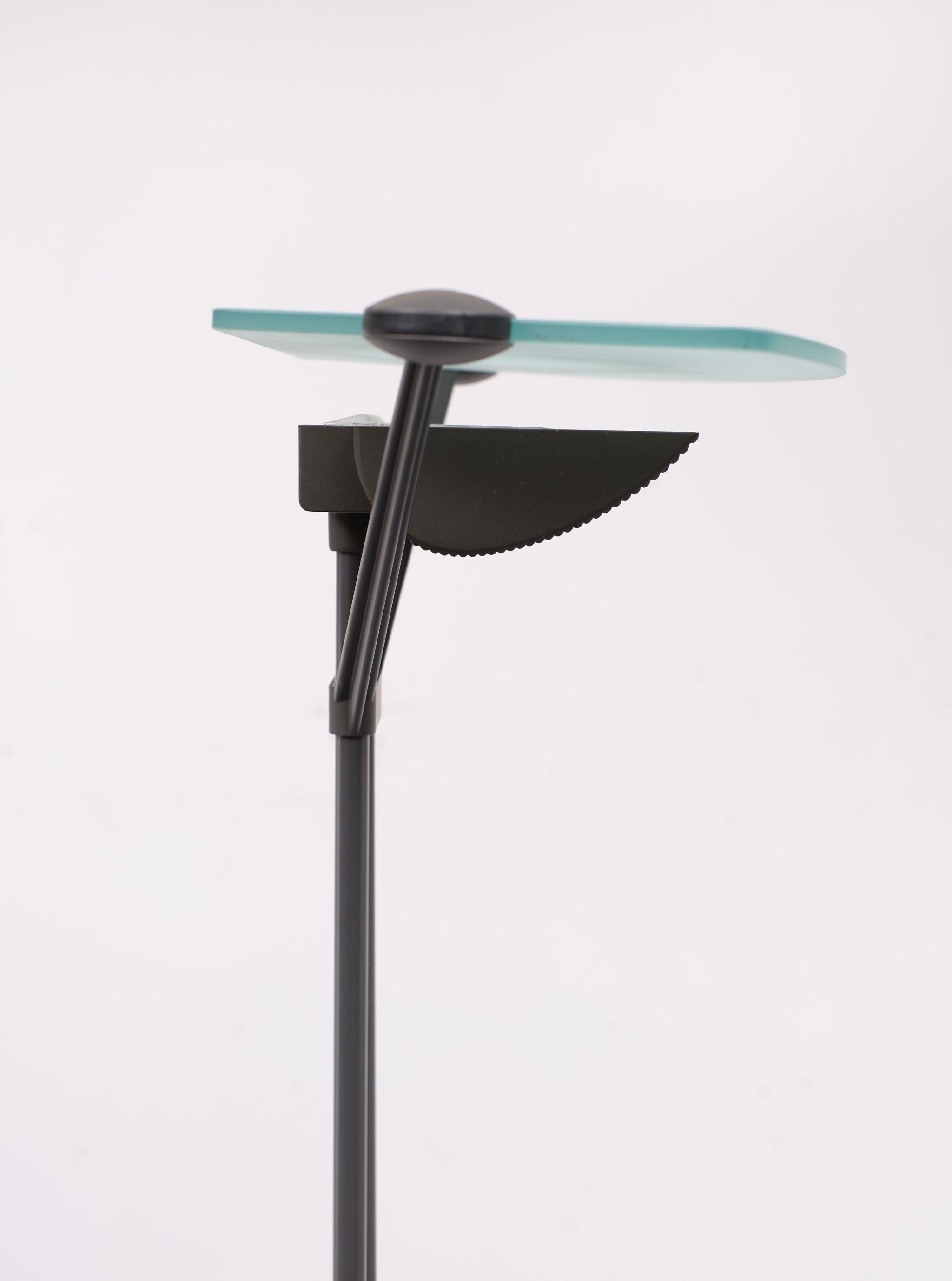 Floor Lamp by Sigheaki Asahara for Luci Italia, 1980s In Good Condition For Sale In Den Haag, NL