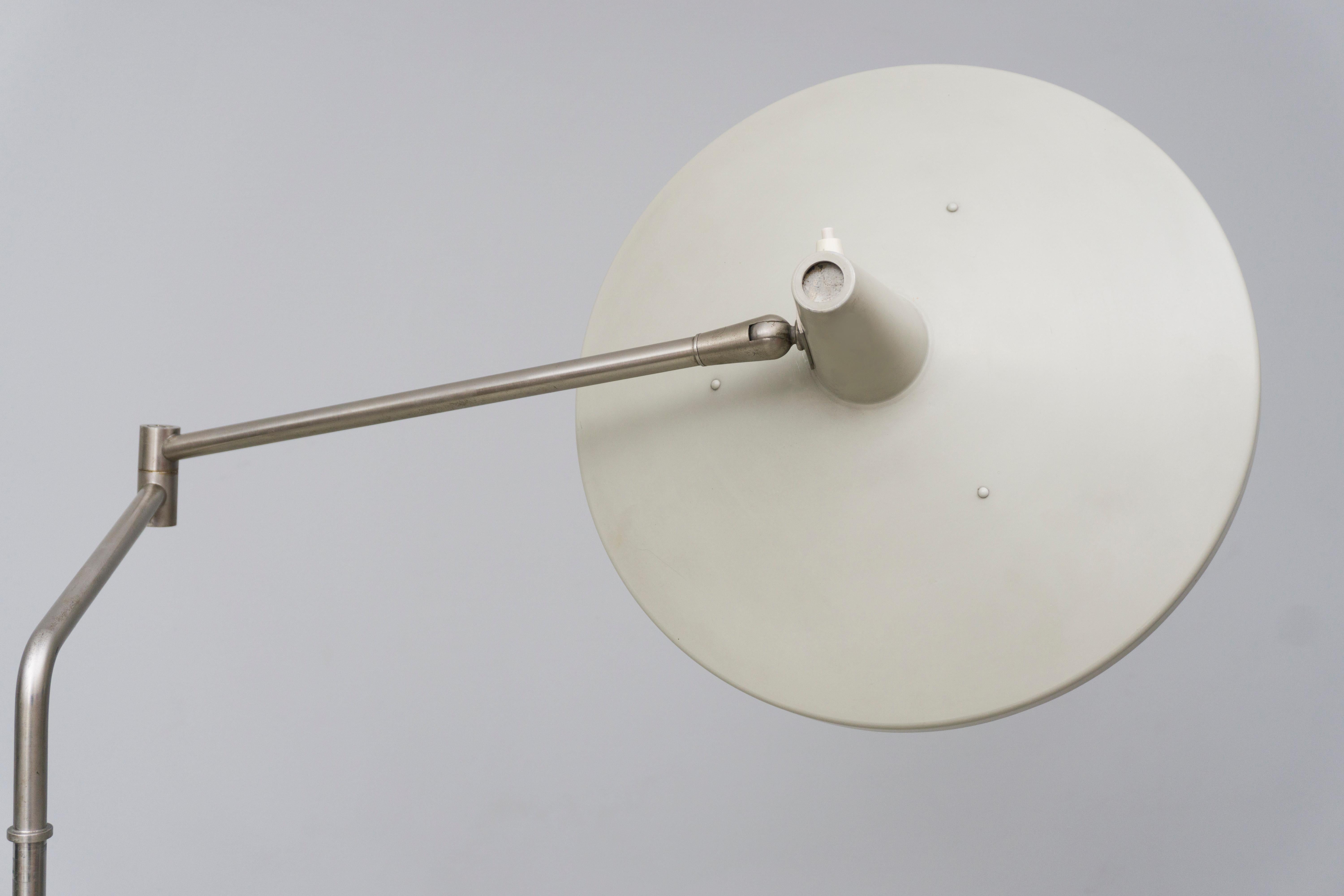 Mid-20th Century Adjustable Floor Lamp, eggshell lacquered metal, by Stilnovo, 1960