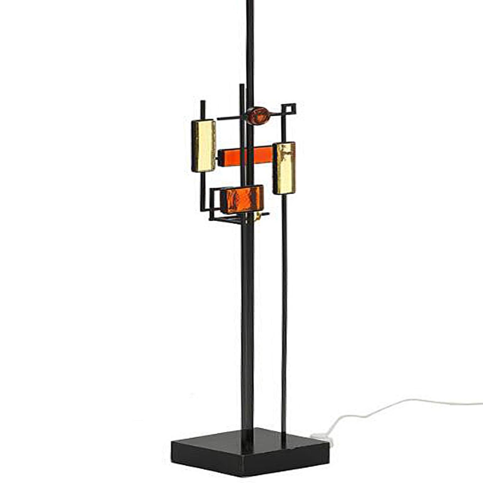Floor lamp in metal and square art glass on a wood base, designed and made by Svend Aage Holm Sorensen original condition.