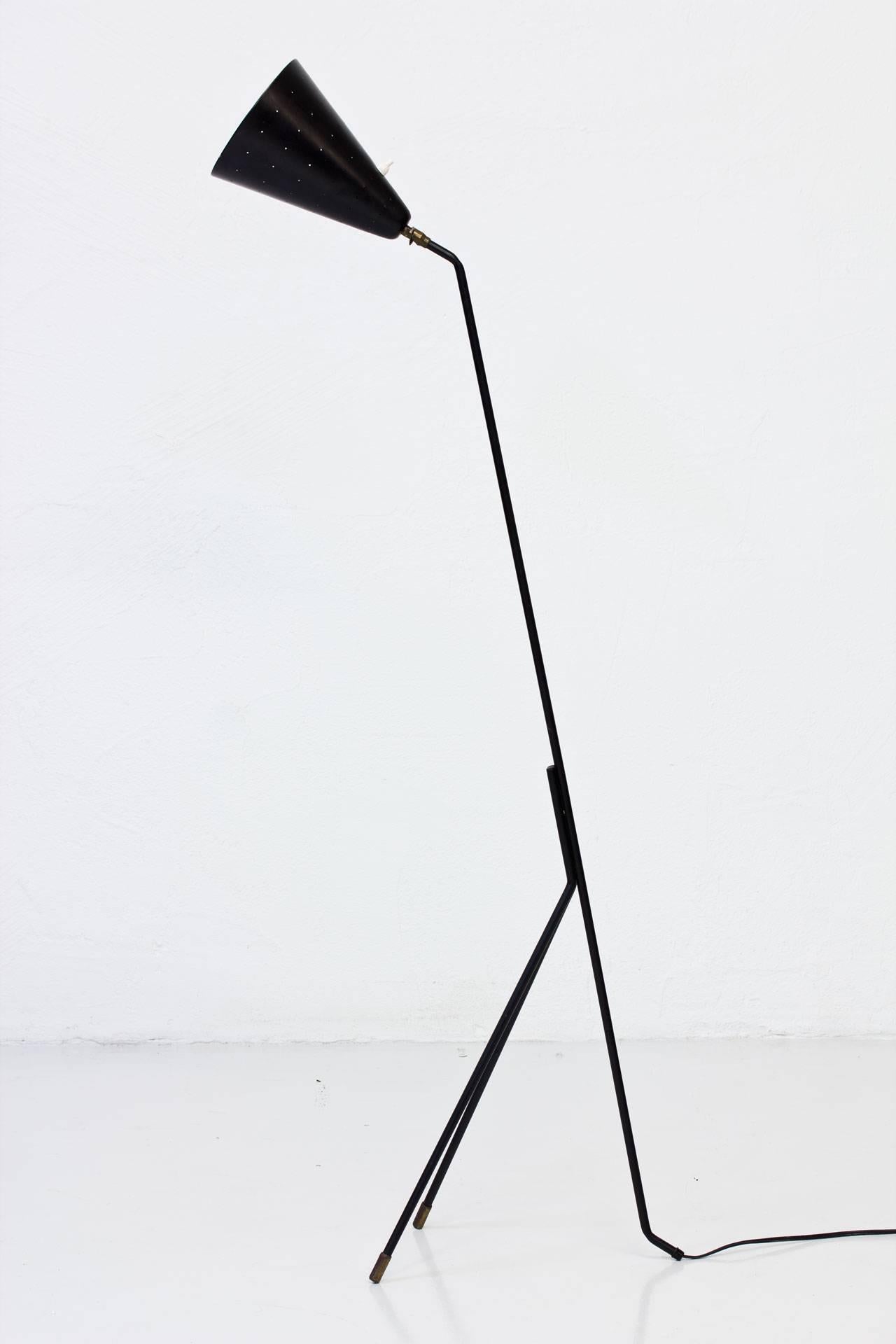 Scandinavian Modern Floor Lamp by Svend Aage Holm Sørensen, Denmark, 1950s