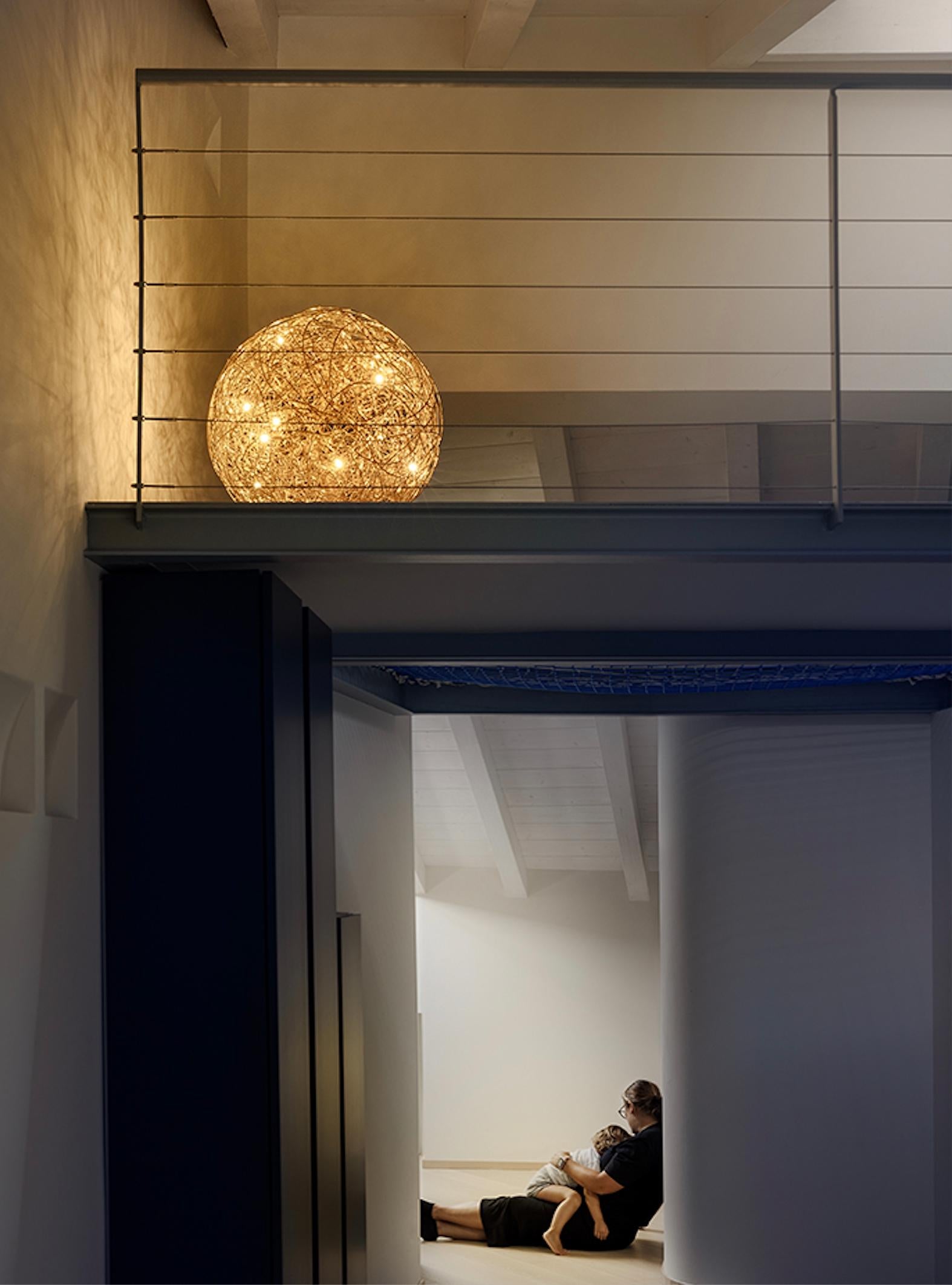 Lampada da terra Catellani & Smith Fil de Fer - Oro - Ø 100 cm 39,37 pollici In condizioni Nuovo in vendita a Alcamo, IT