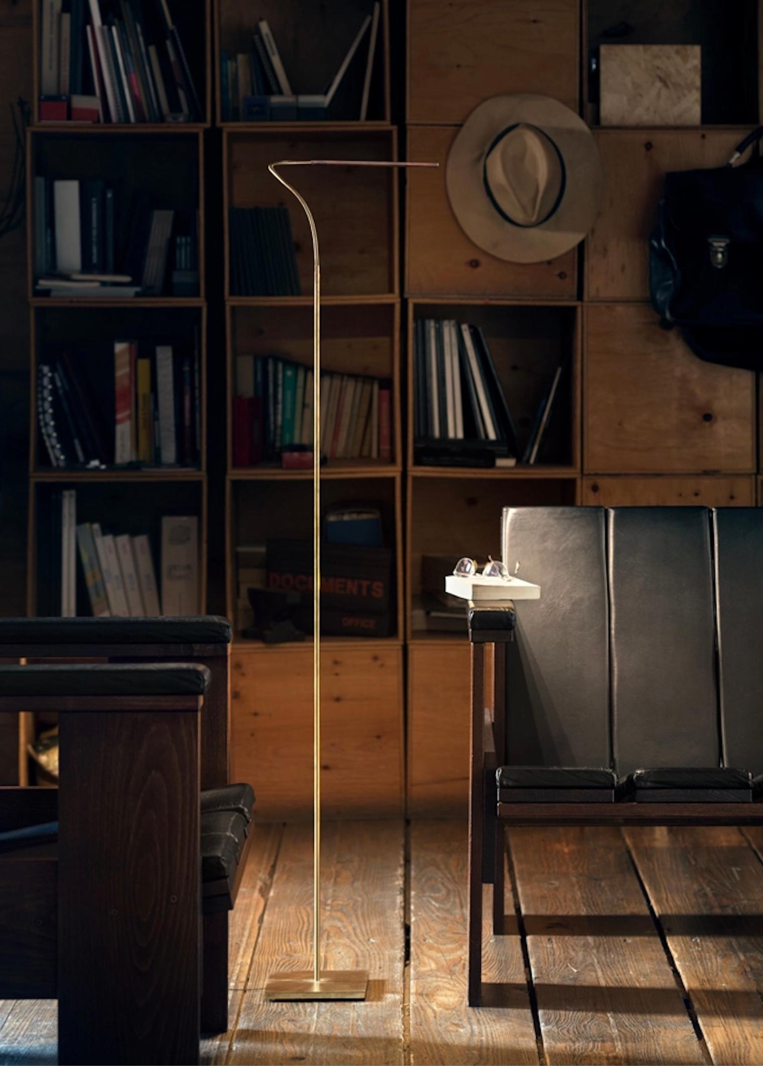 Italiano Lampada da terra Catellani & Smith Lola in vendita