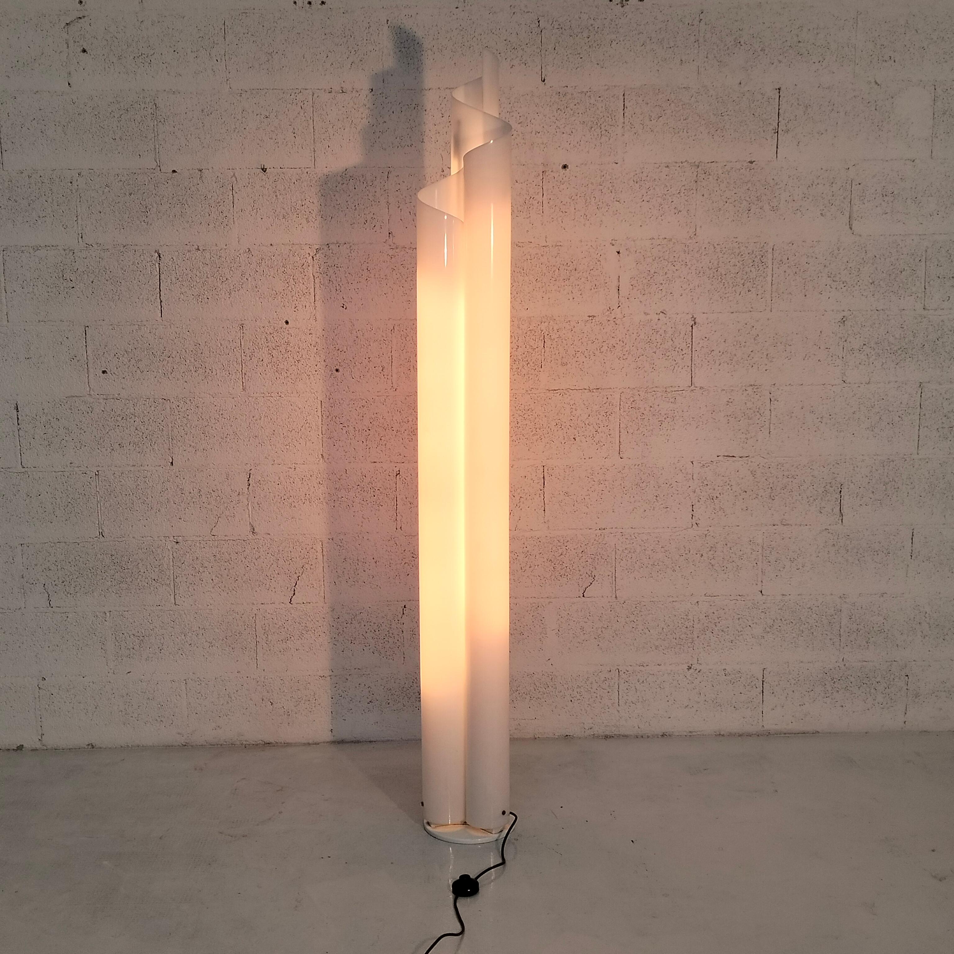 Floor lamp Chimera by Vico Magistretti for Artemide  60s, 70’s 2