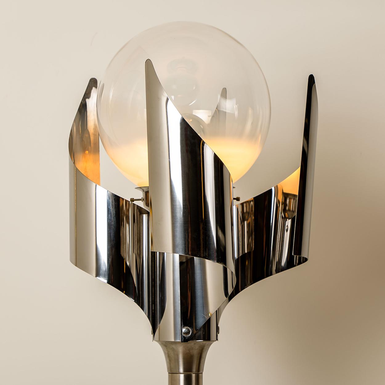 Floor Lamp Chrome Blown Glass by Reggiani, Italy, 1970 In Good Condition For Sale In Rijssen, NL