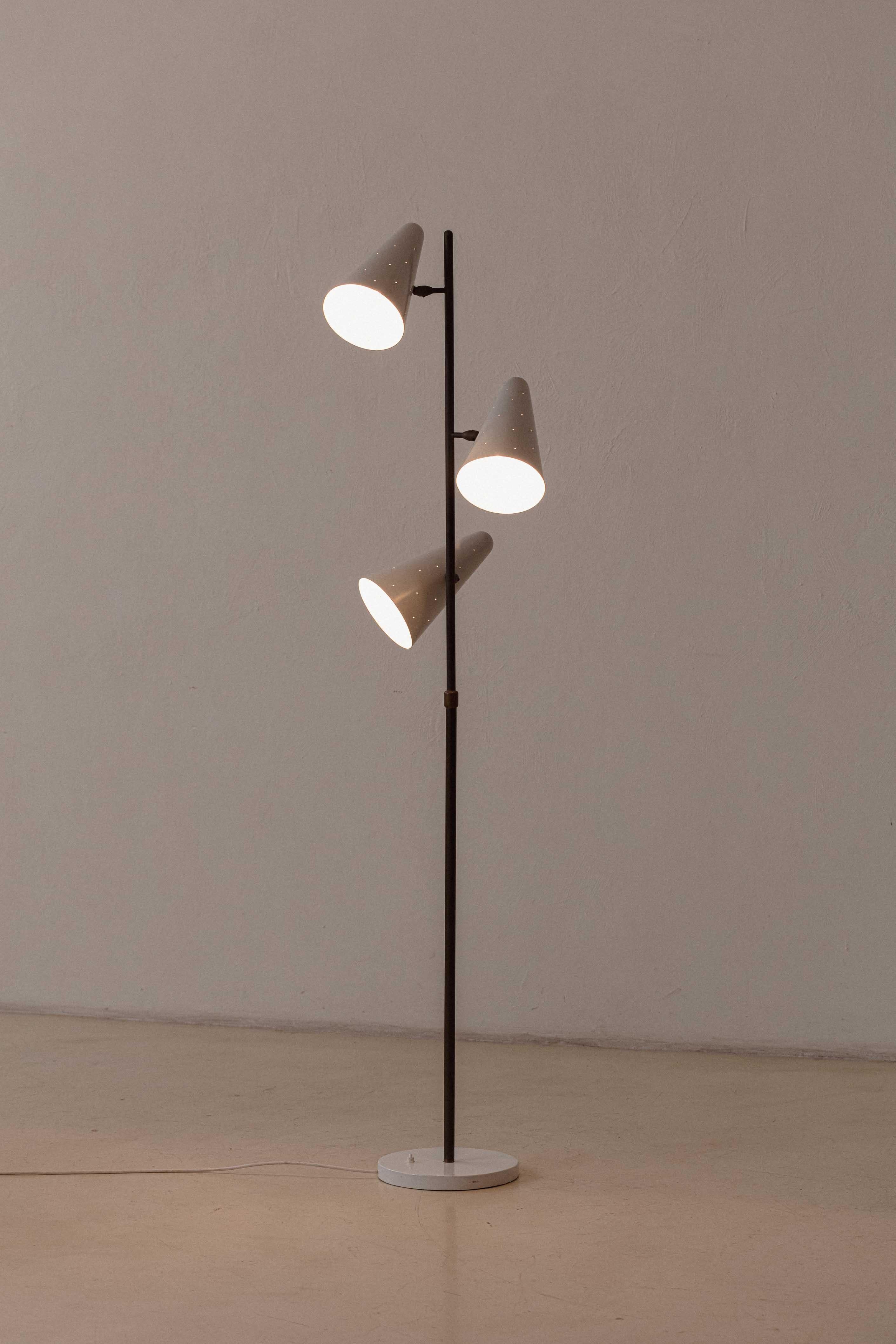 Mid-Century Modern Floor Lamp, Design Attributed to Martin Eisler, Forma S.A., Brazil, 1950s For Sale