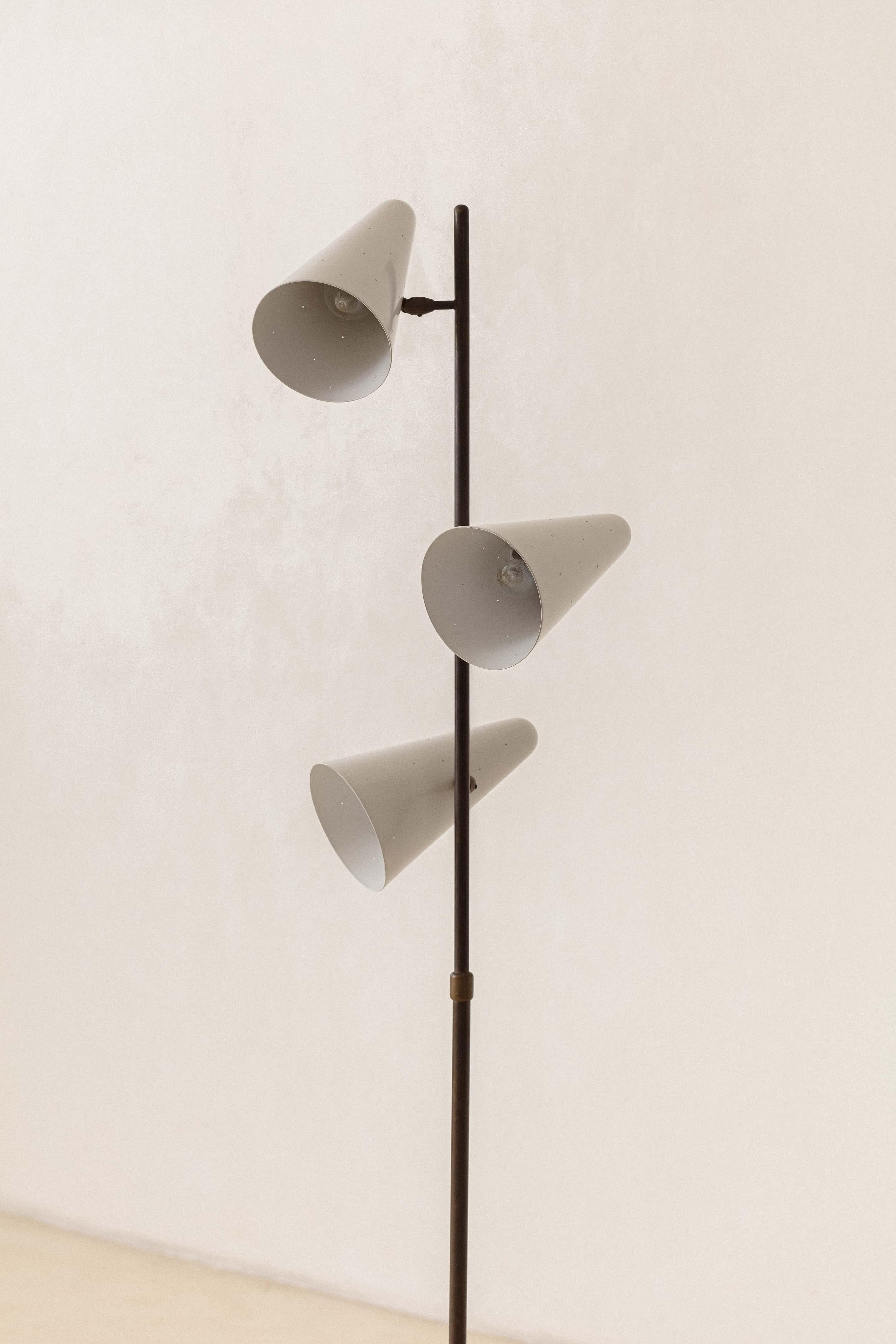 Floor Lamp, Design Attributed to Martin Eisler, Forma S.A., Brazil, 1950s For Sale 2