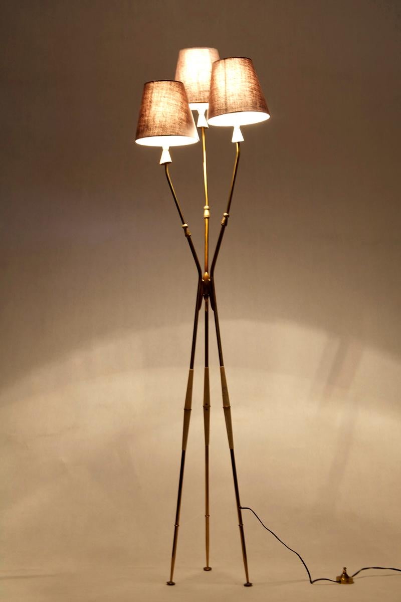 Mid-Century Modern Floor Lamp, Design by Arredoluce, Italy, 1950s