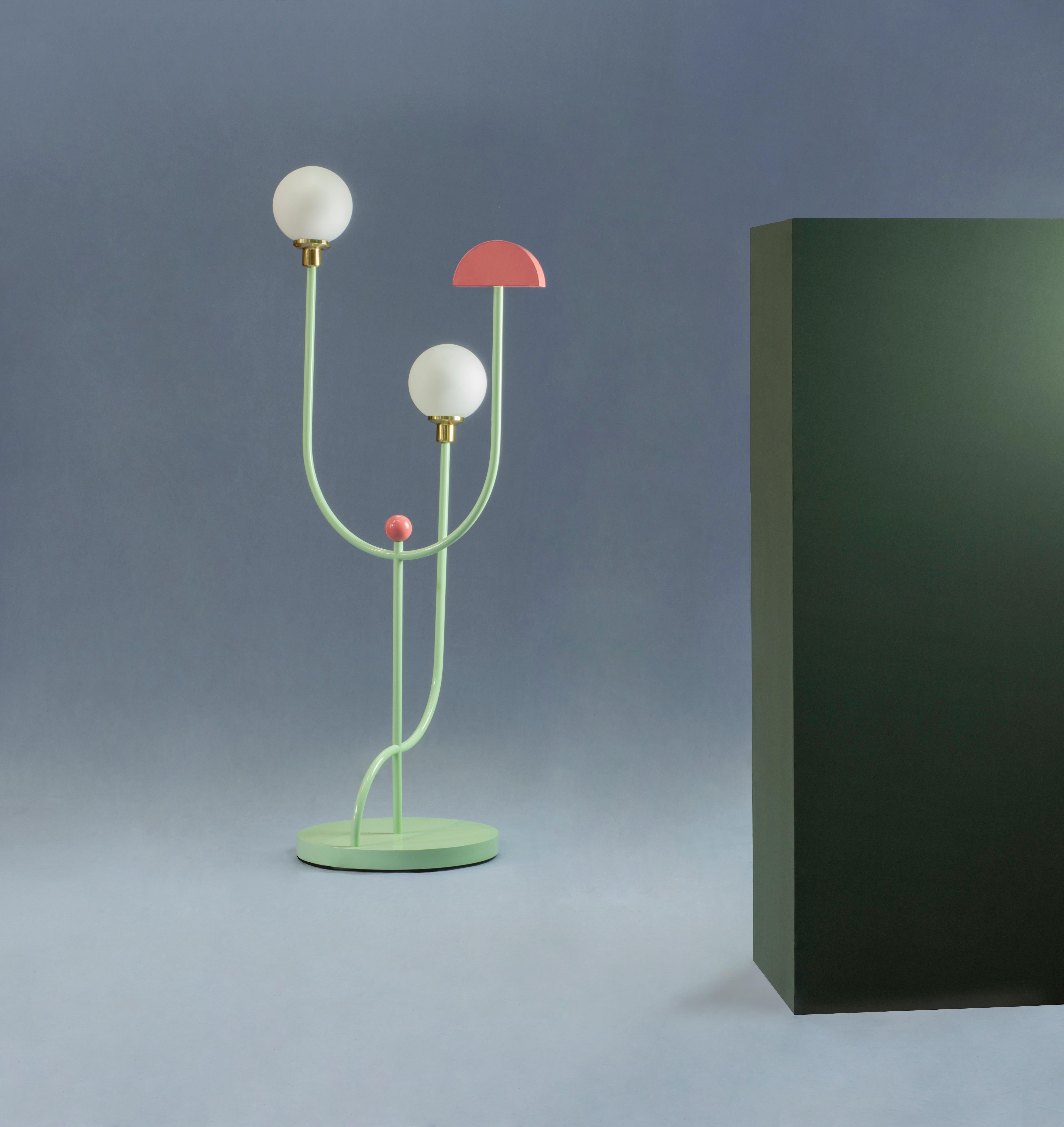 The SPACE floor lamp is one of the pieces designed by Sergio Prieto, a Spanish designer prized as 