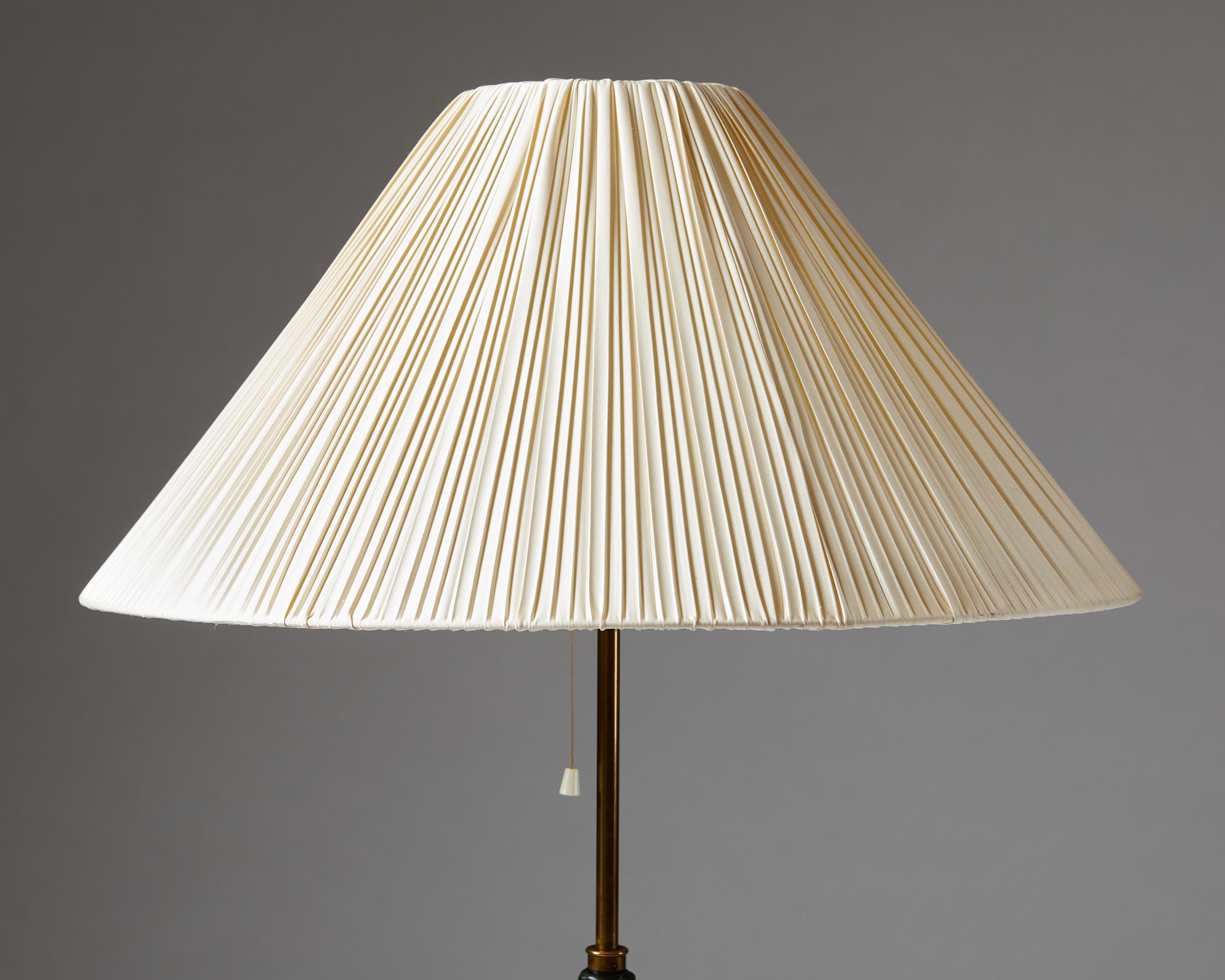 Mid-Century Modern Floor Lamp, Designed by Harald Elof Notini for Böhlmarks, Sweden, 1940s