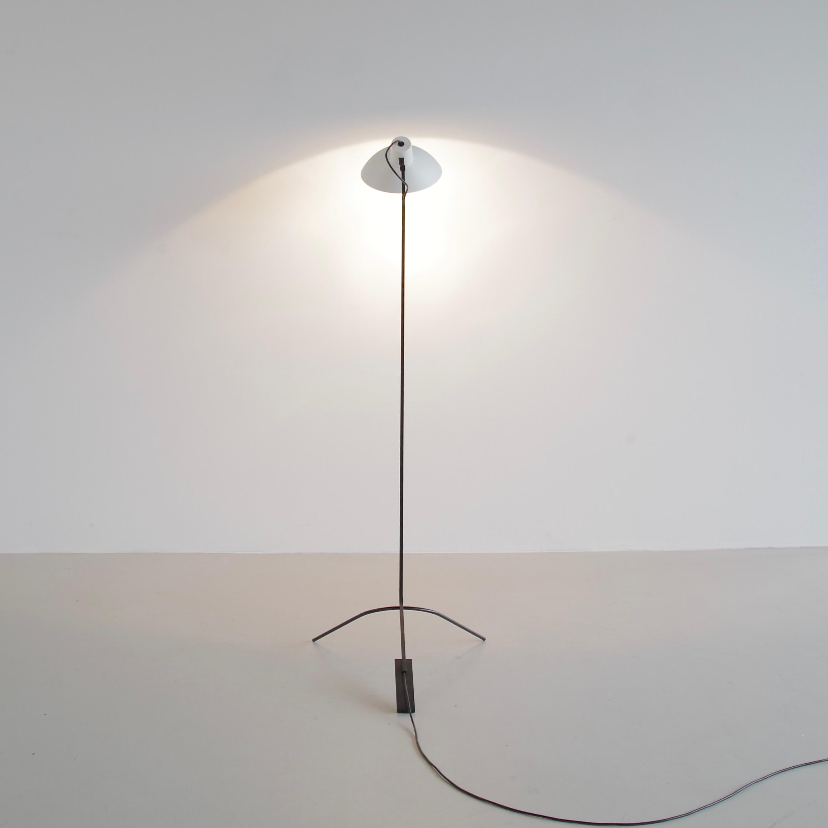Floor Lamp Designed by Vittoriano Viganò In New Condition For Sale In Berlin, Berlin