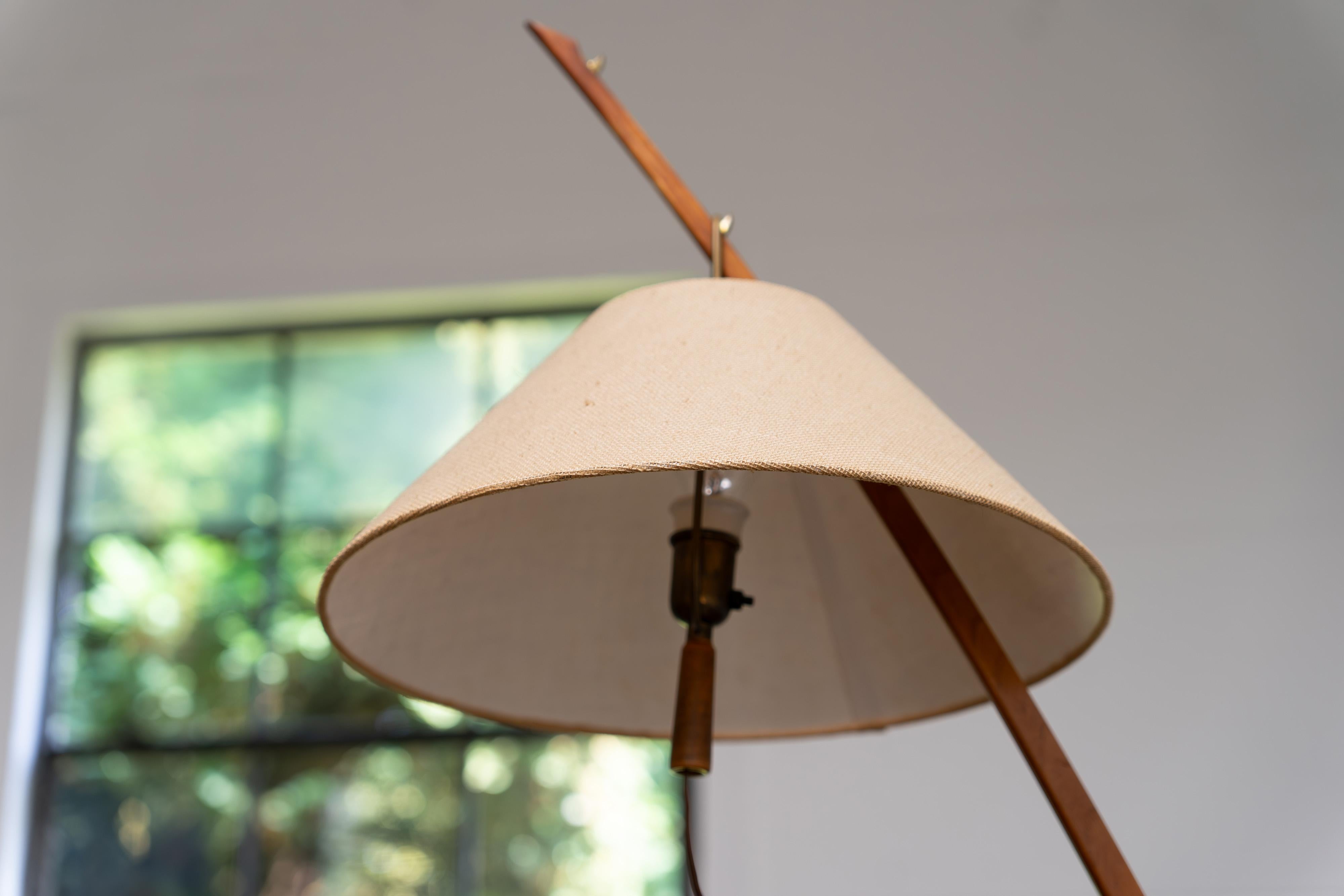 Floor Lamp 