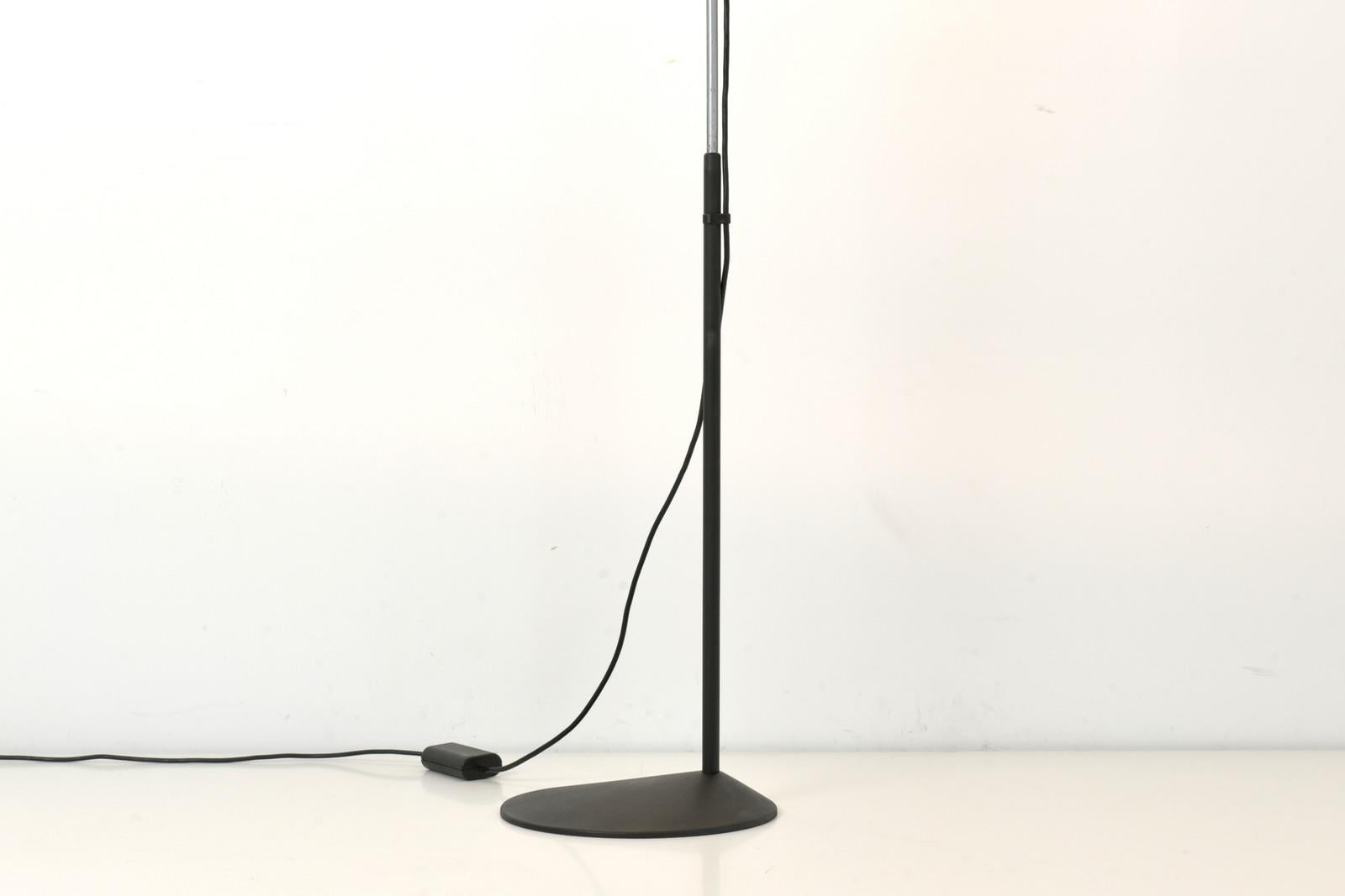 Floor Lamp Duna by Mario Barbaglia and Marco Colombo for Italiana Luce, 1984 For Sale 3