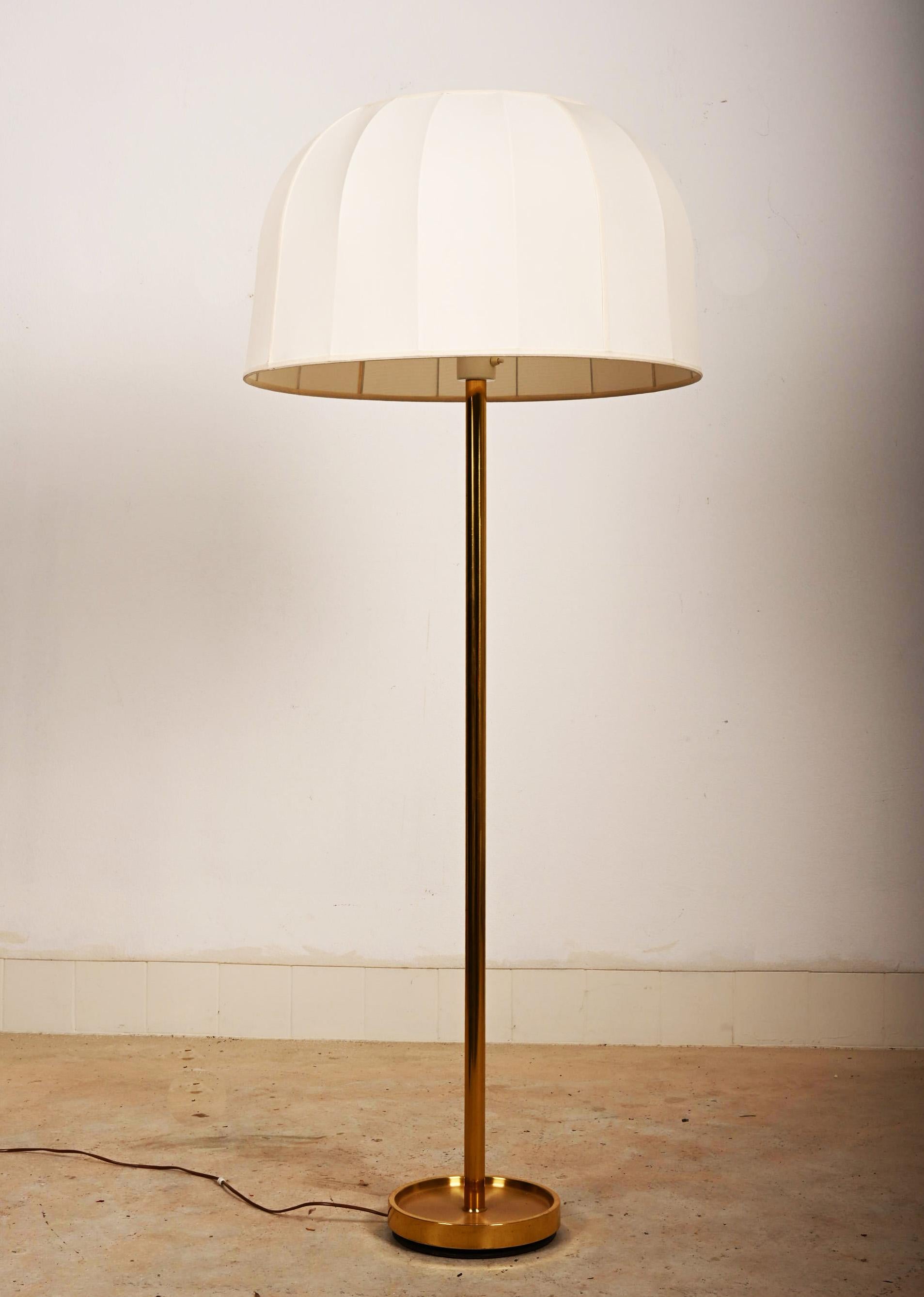 Stehlampe, Fagerhults Beleuchtung aus den 1960er Jahren im Angebot 1
