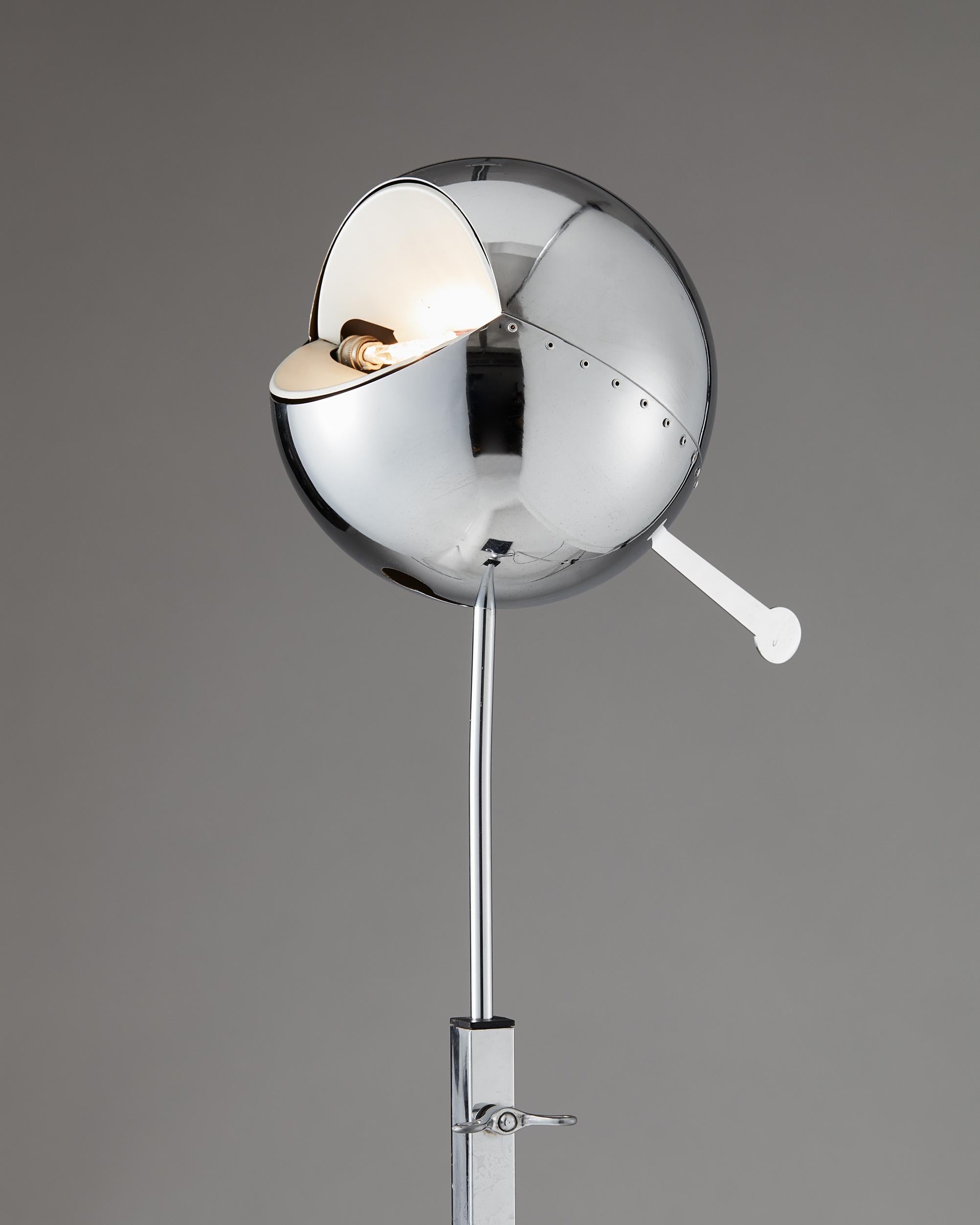 Fin du 20e siècle Lampadaire boule de feu conçu par Carlo Forcolini, années 1980 en vente
