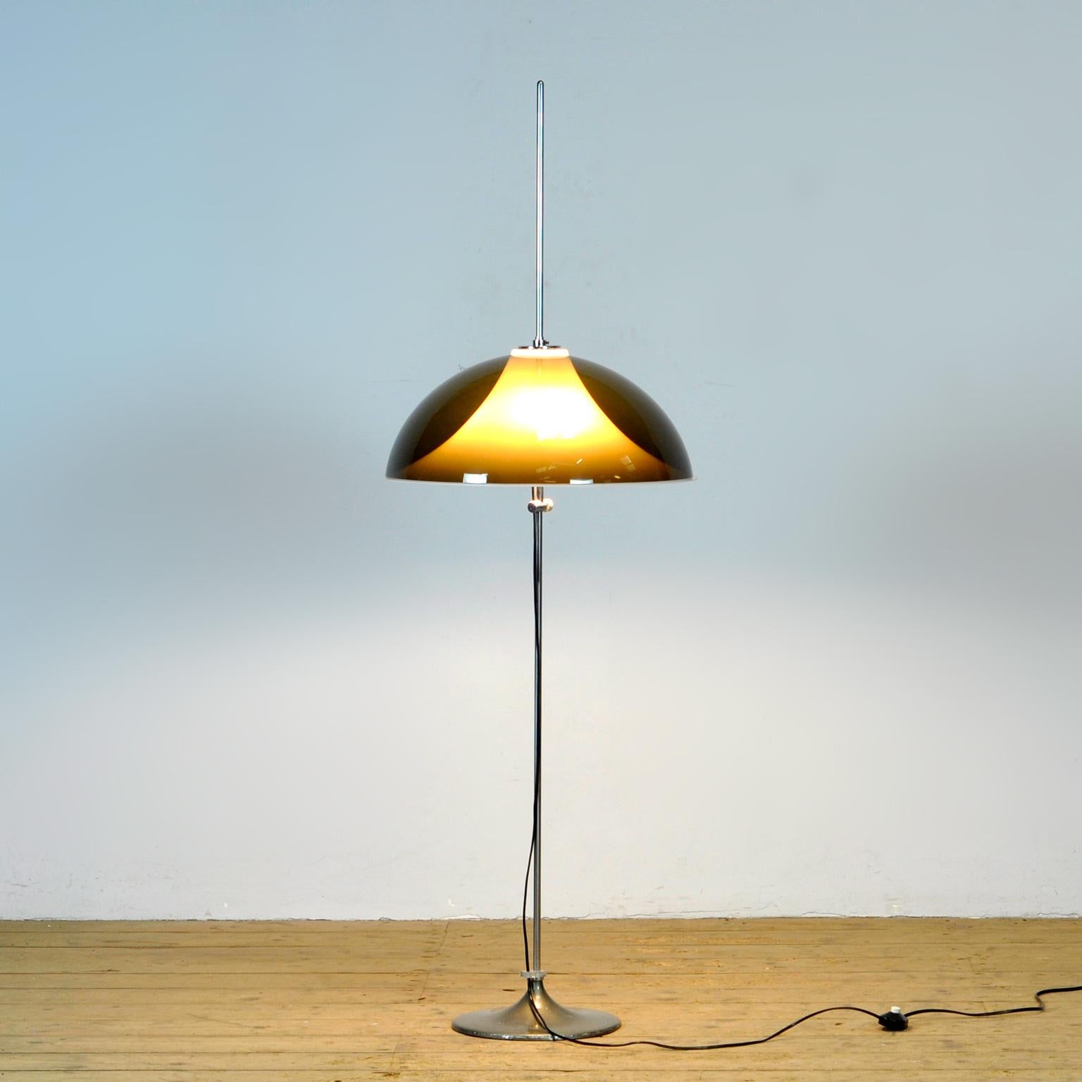 Floor Lamp For Gepo, 1960’s In Good Condition For Sale In Amsterdam, Noord Holland