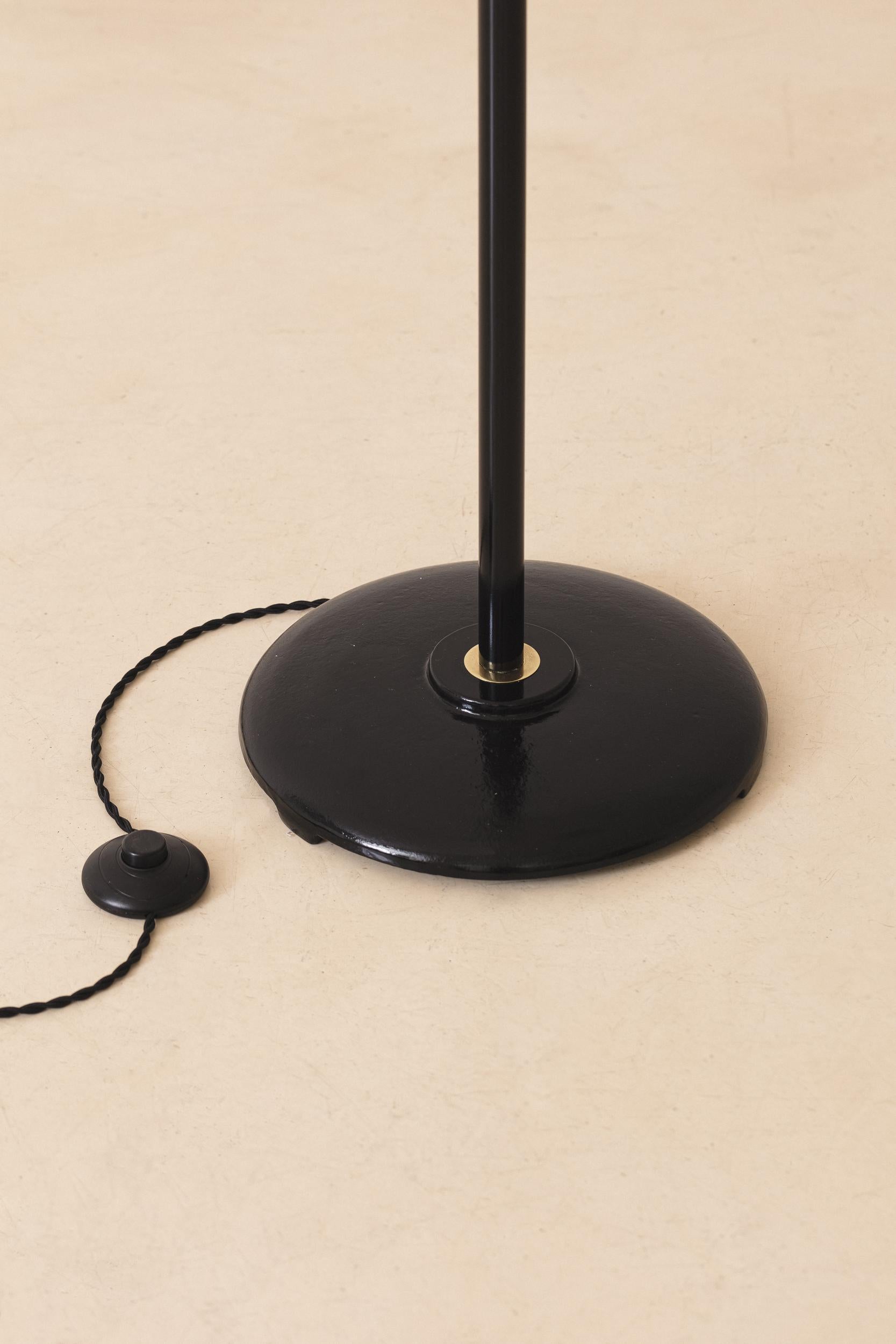 Design Modernity du milieu du siècle, Lampadaire par Artiste Unknown, circa 1950s en vente 6
