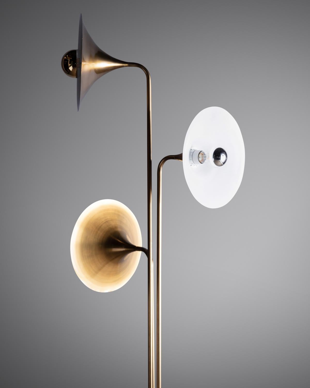 Floor Lamp In Excellent Condition For Sale In New York, NY