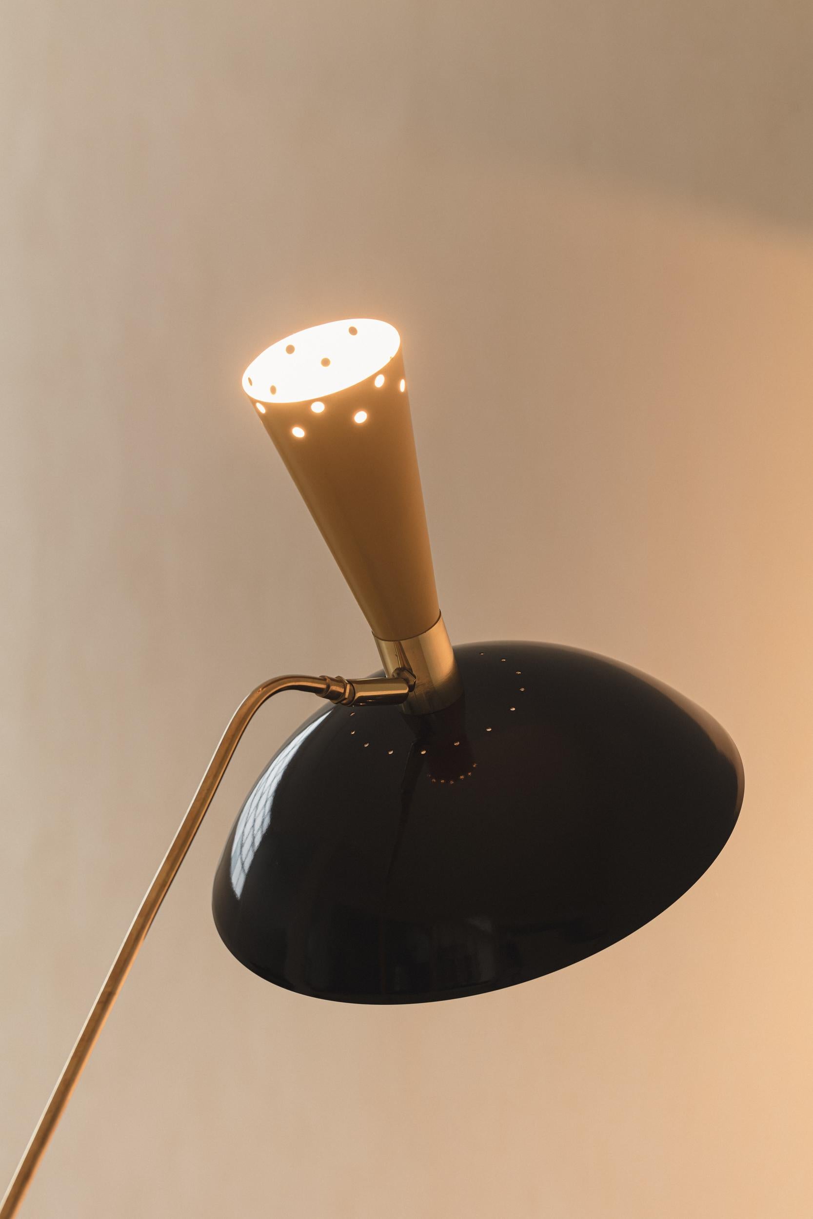 Design Modernity du milieu du siècle, Lampadaire par Artiste Unknown, circa 1950s en vente 3
