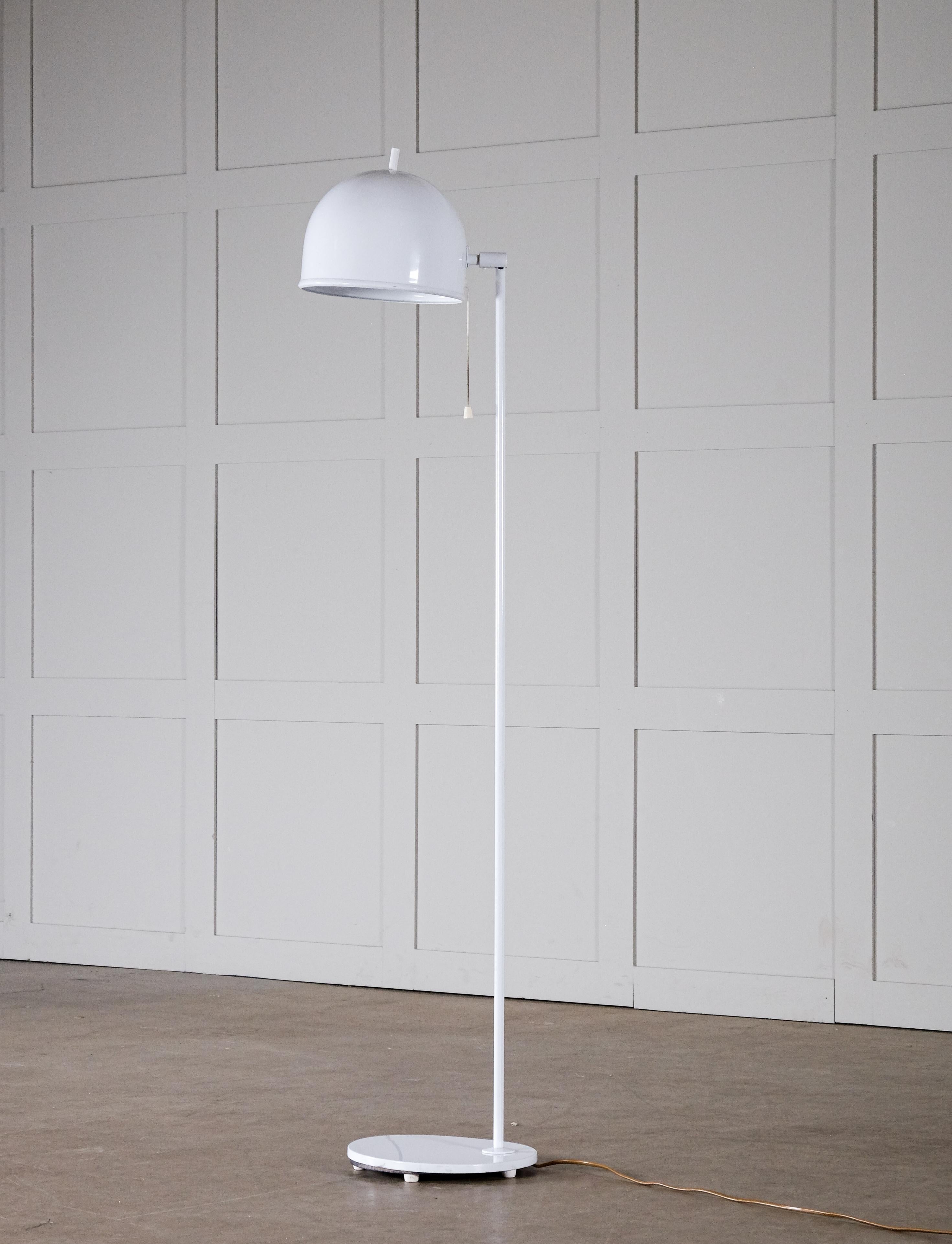 Scandinavian Modern Floor Lamp G-075 by Bergboms, 1970s For Sale