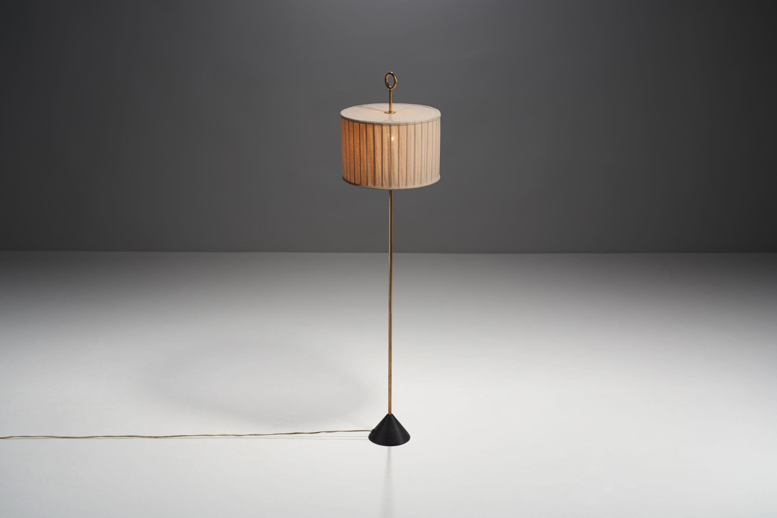 Scandinavian Modern Floor Lamp 