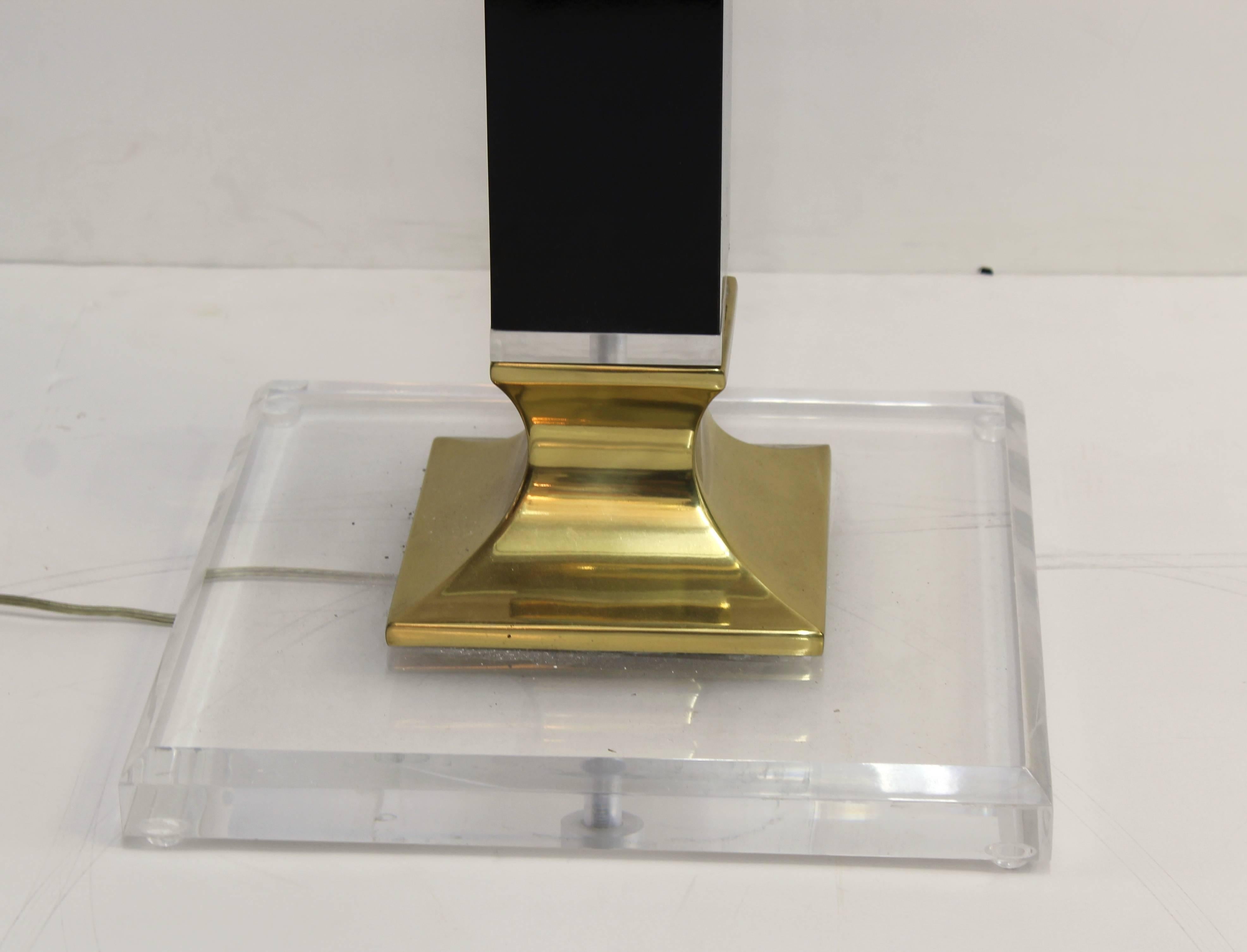 Art Deco Style Torchere Floor Lamp on Lucite Base In Good Condition In Astoria, NY