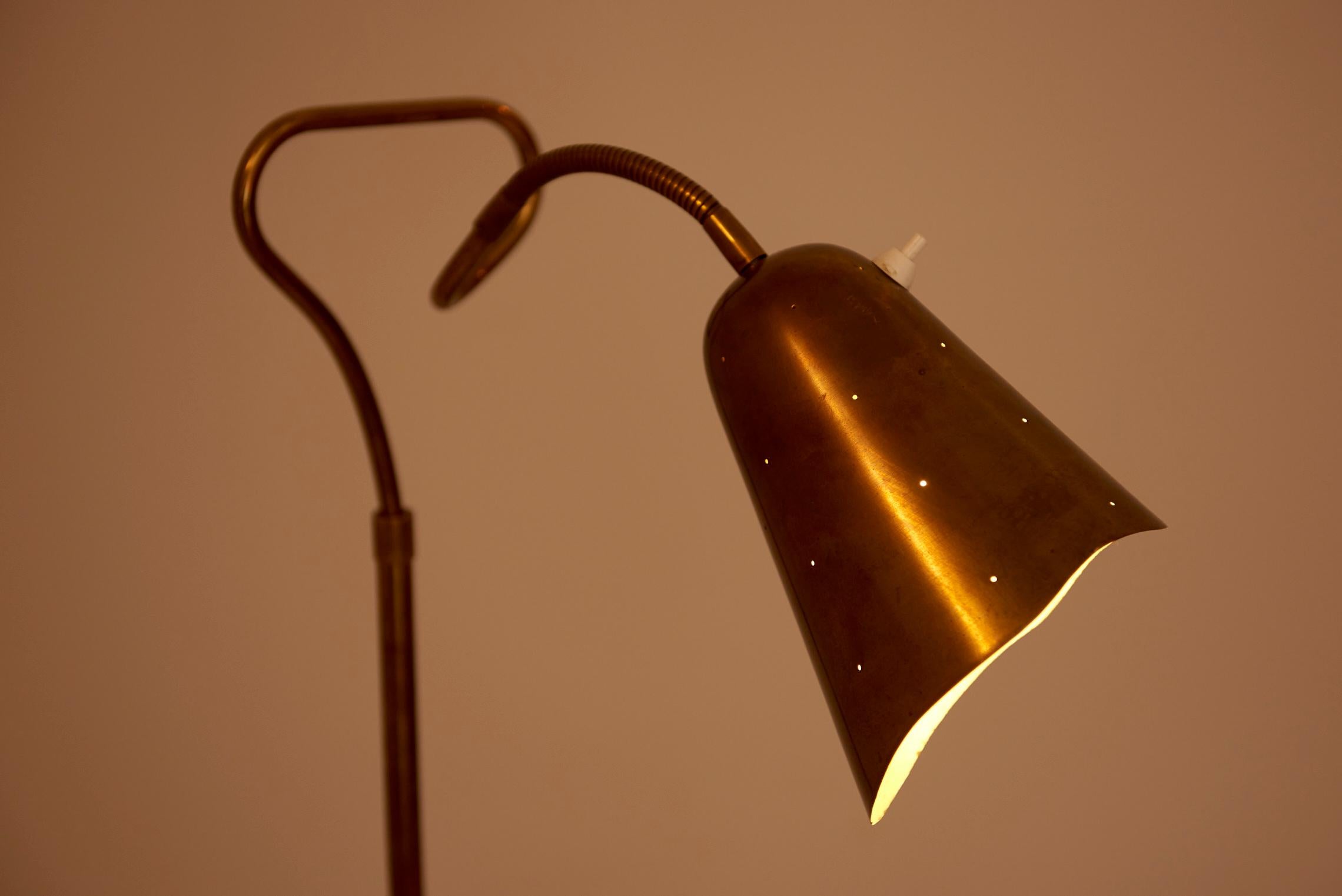 Floor Lamp in Brass, 1940s 4
