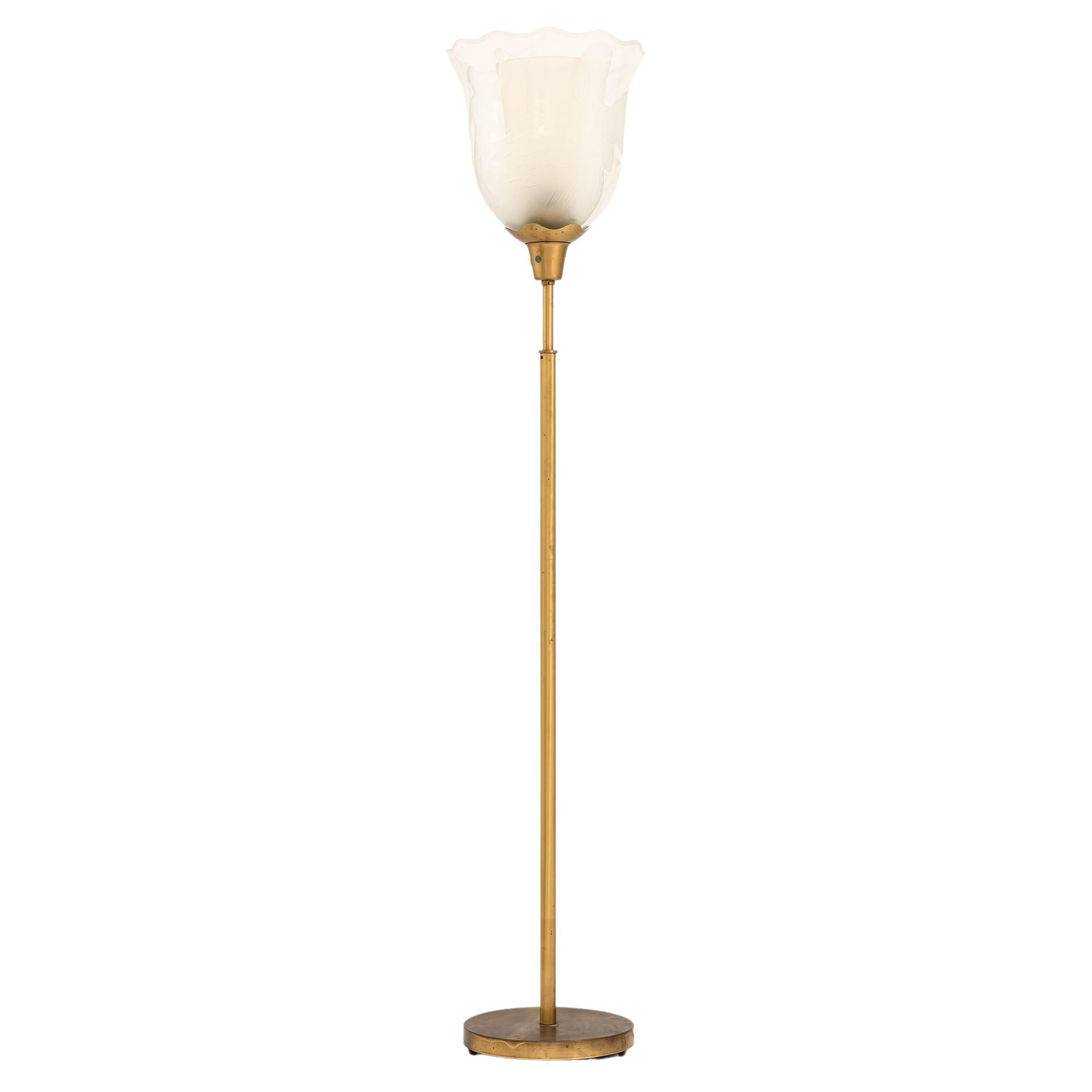 Lampadaire en laiton et double abat-jour en verre par Bo Notini, années 1940 en vente