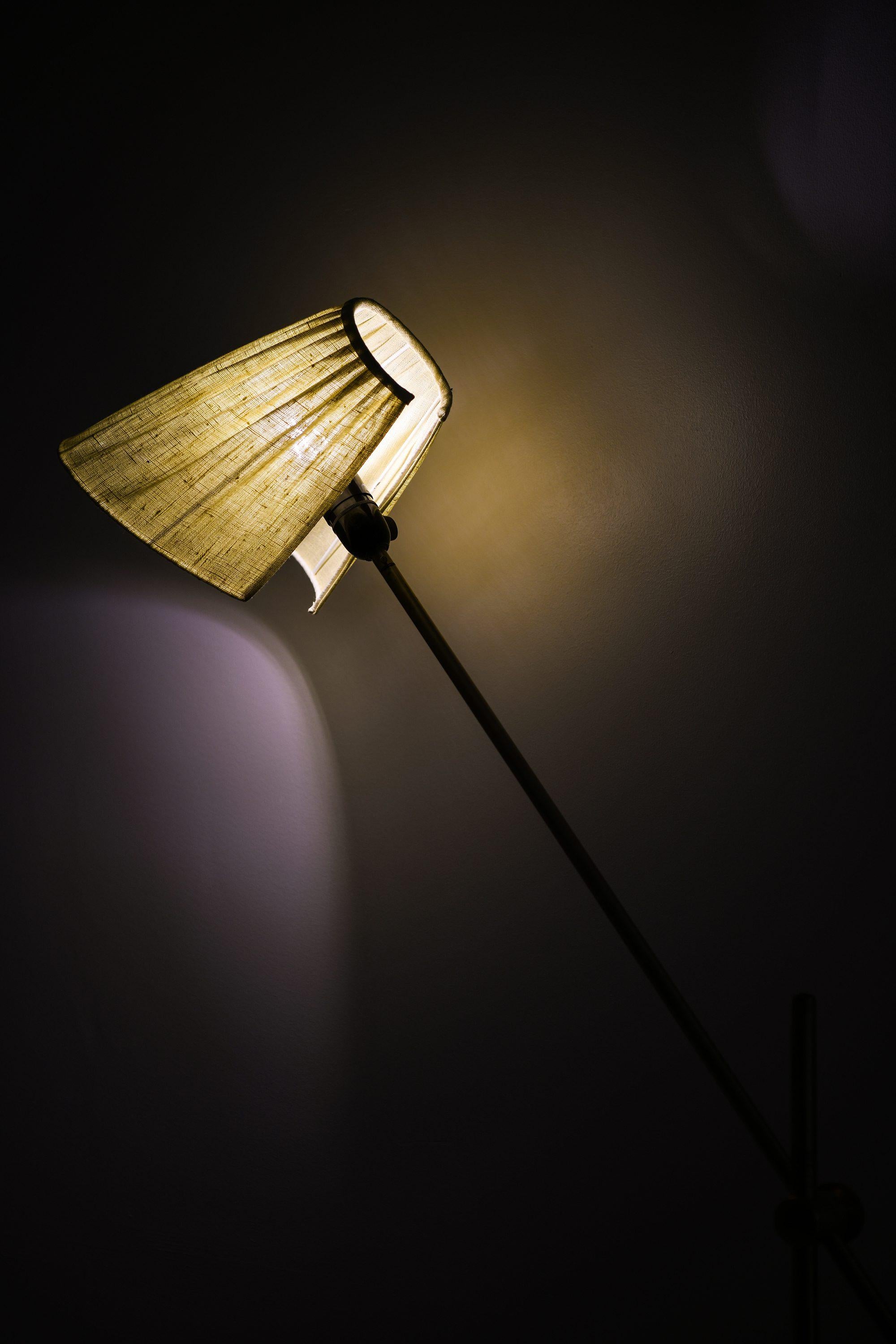 Floor Lamp in Brass and Fabric Attributed to Hans Bergström, 1950's For Sale 2