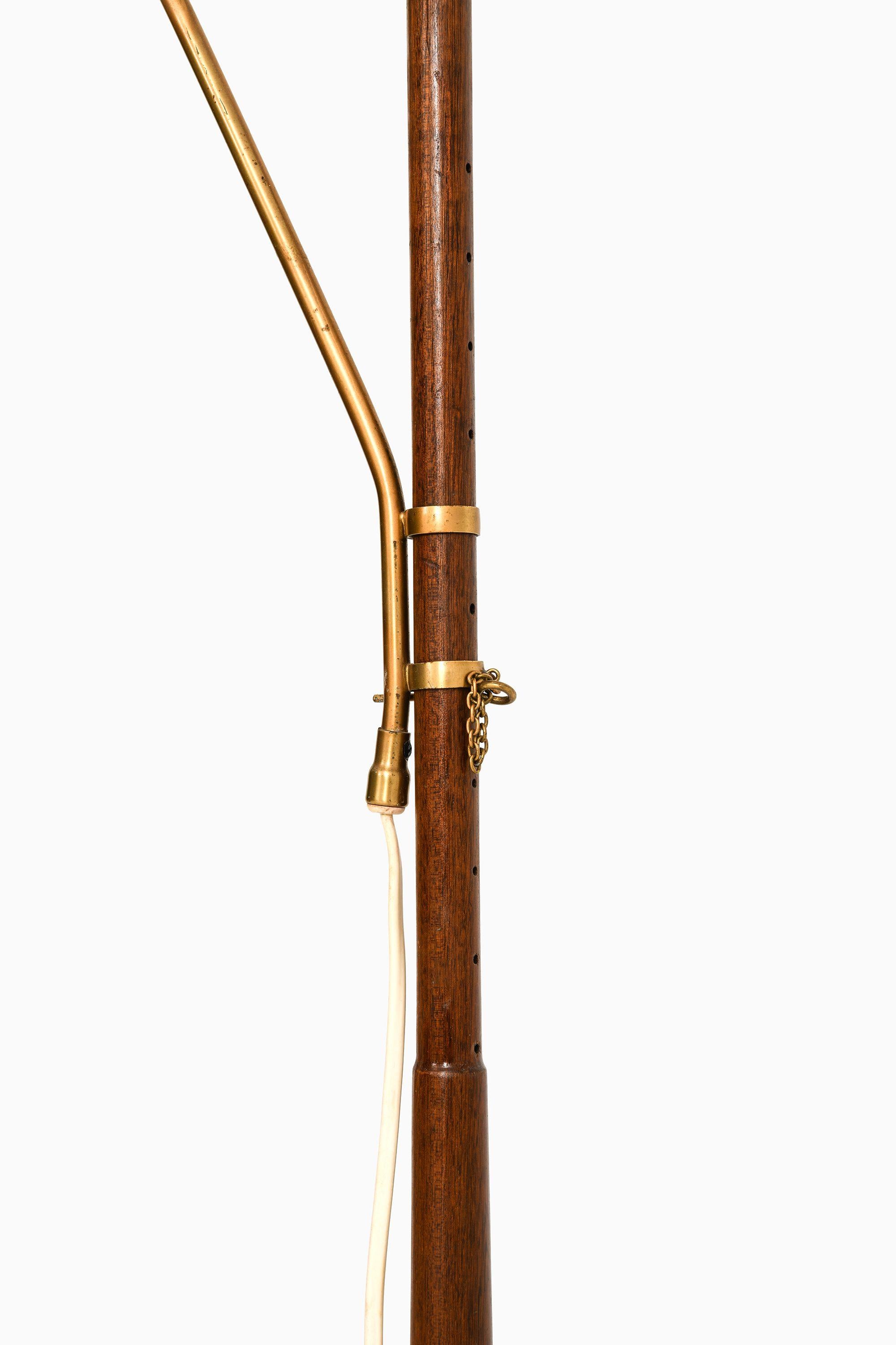 Floor Lamp in Brass and Teak by Hans Bergström, 1950's For Sale 1