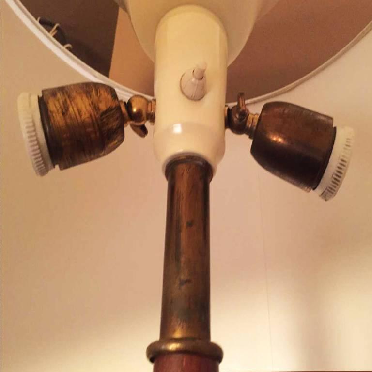 Mid-20th Century Floor Lamp in Brass and Walnut Original, 1940s