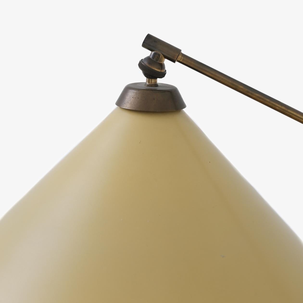 THV 376 - Floor lamp in brass and yellow lacquered metal shade with adjustable height. Th. Valentiner / Poul Dinesen.