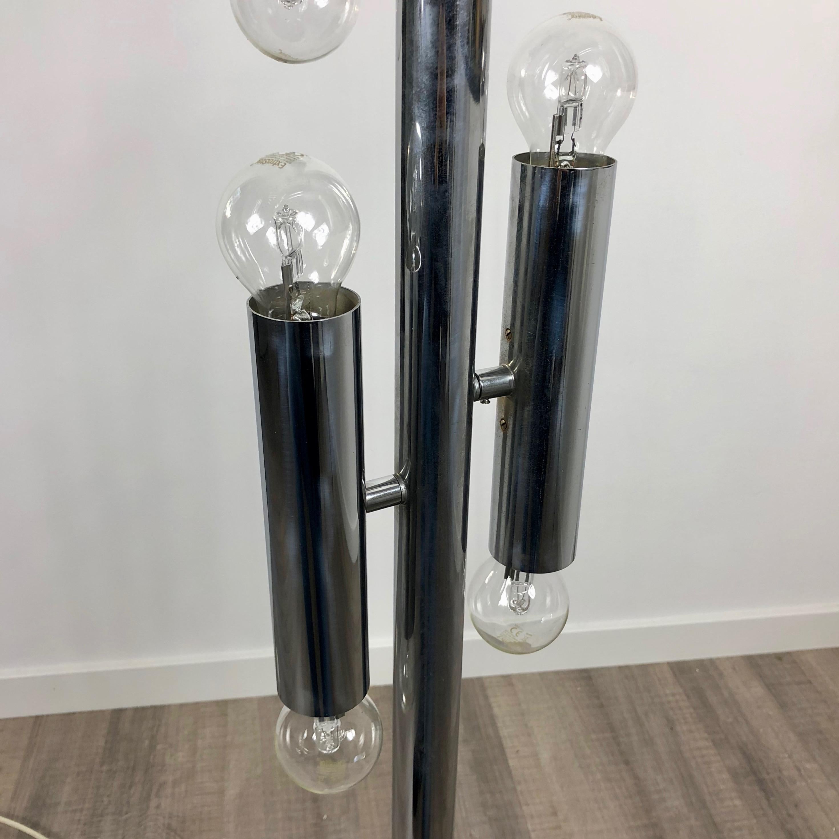 Metal Floor Lamp in Chrome 16 Adjustable Lights by Stilux Milano, Italy, 1960s For Sale