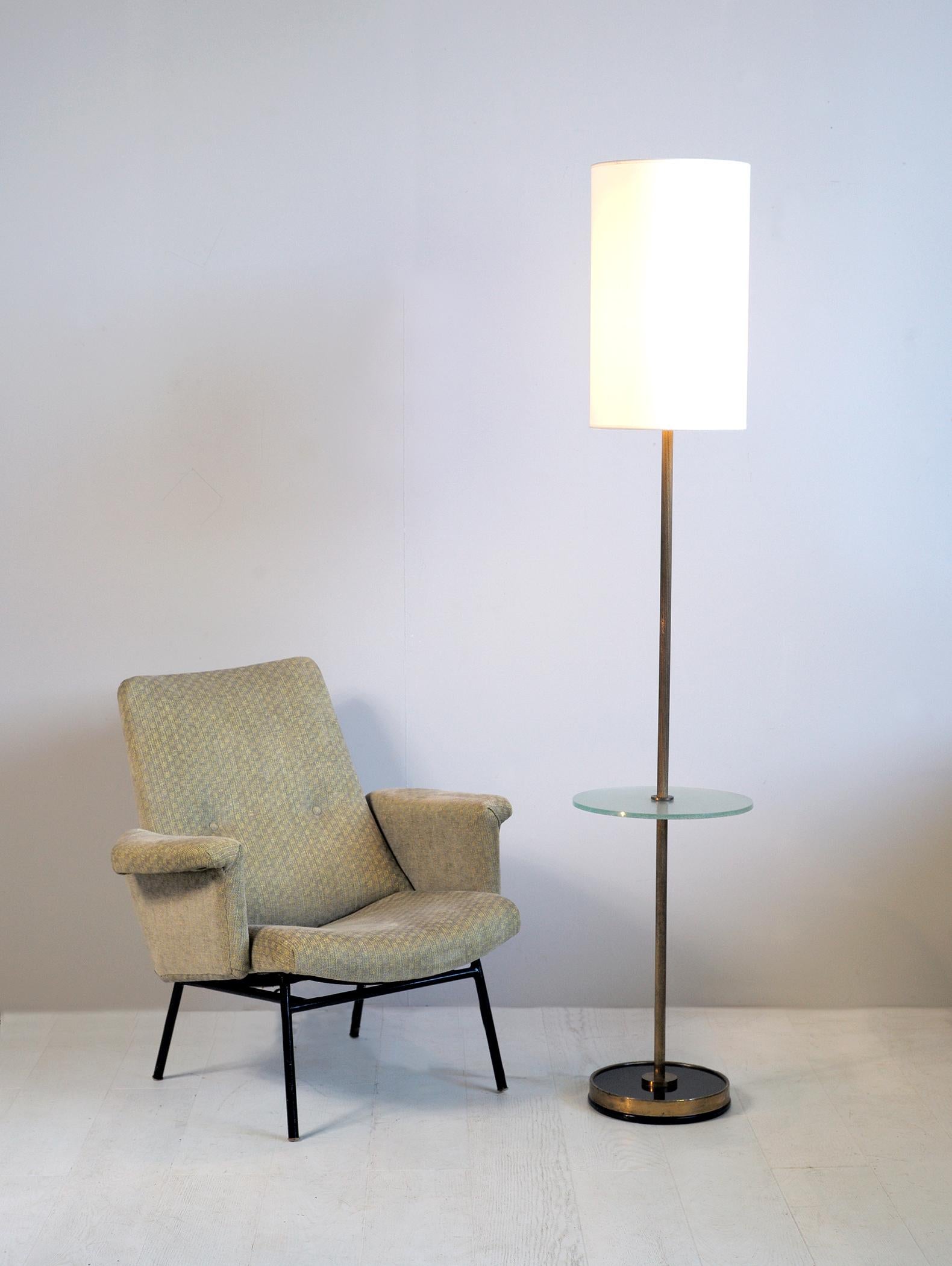 Stehlampe aus mattiertem Glas, Frankreich, 1950 im Angebot 2