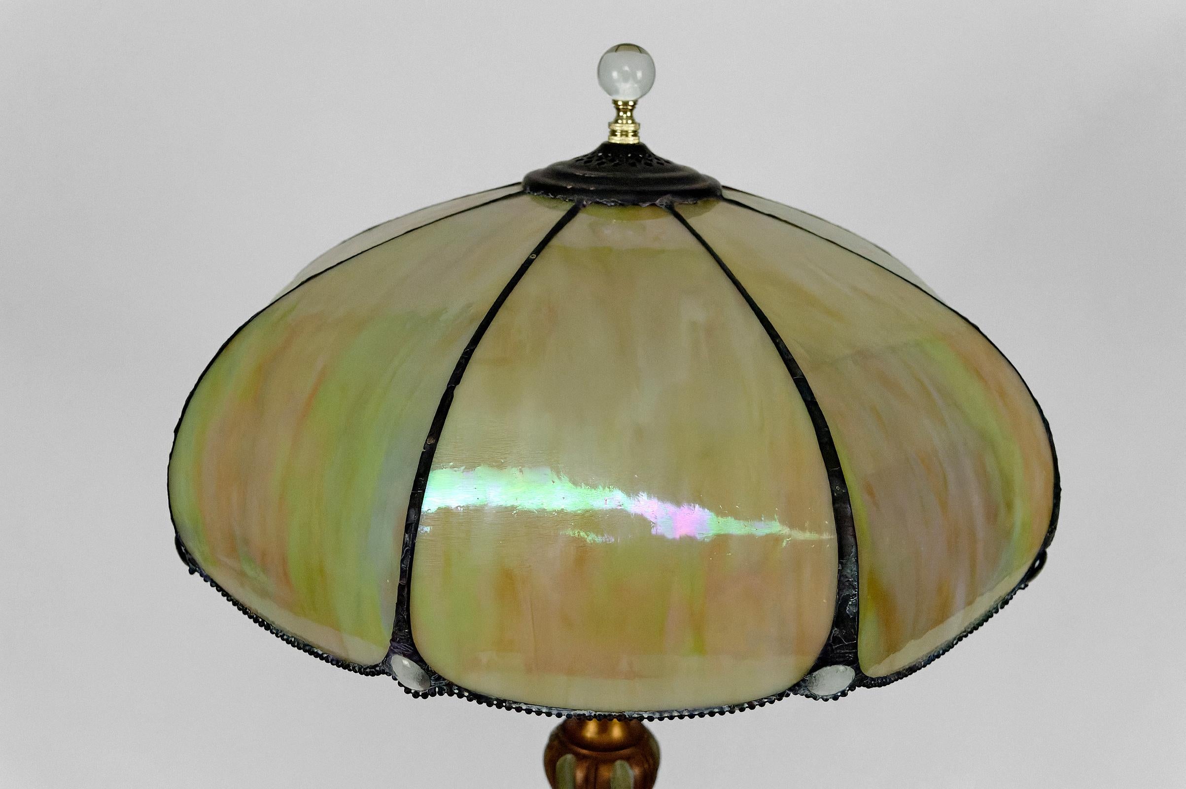 Metal Floor lamp in gilded carved wood and pearly glass lampshade, Art Deco, 1920's For Sale