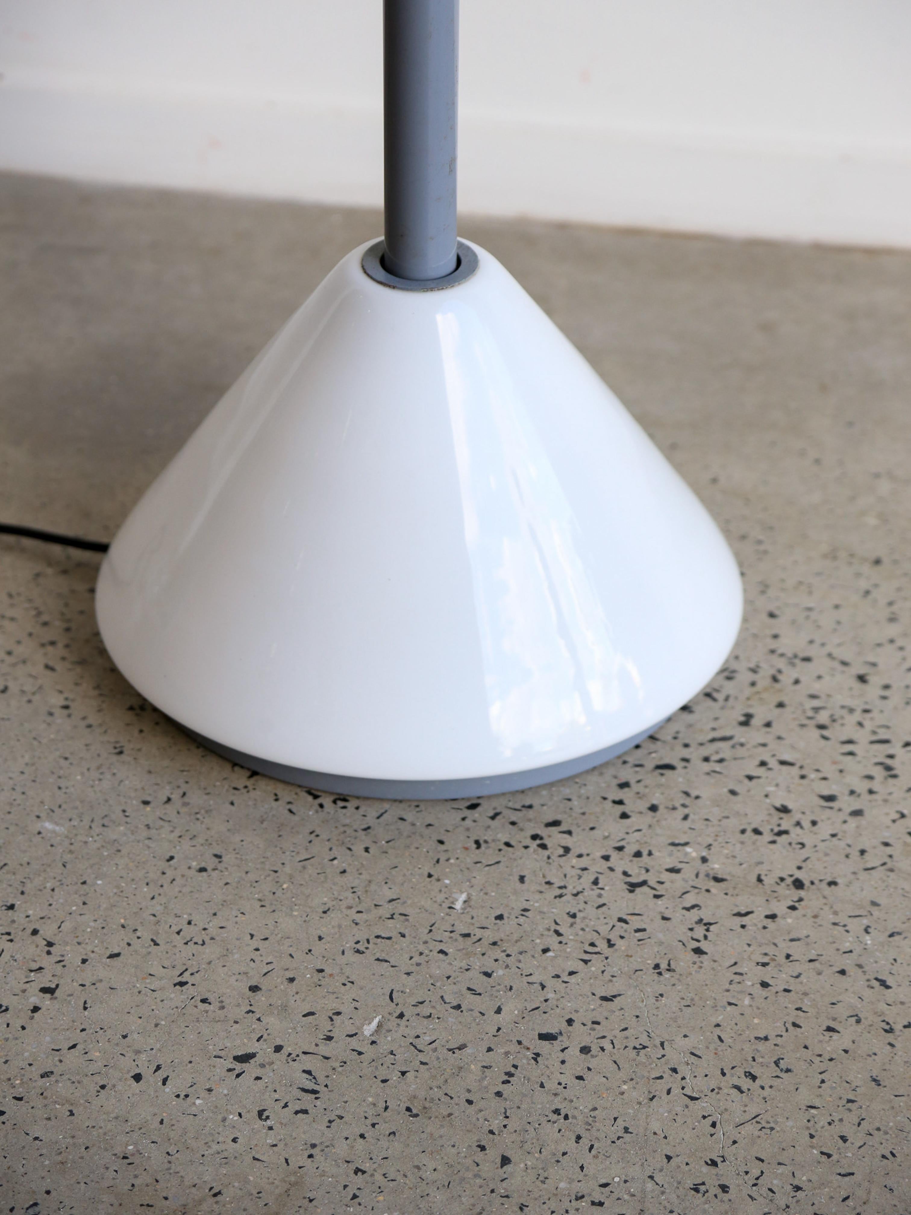Floor Lamp in Murano Glass and Metal by AVMazzega In Good Condition For Sale In Byron Bay, NSW
