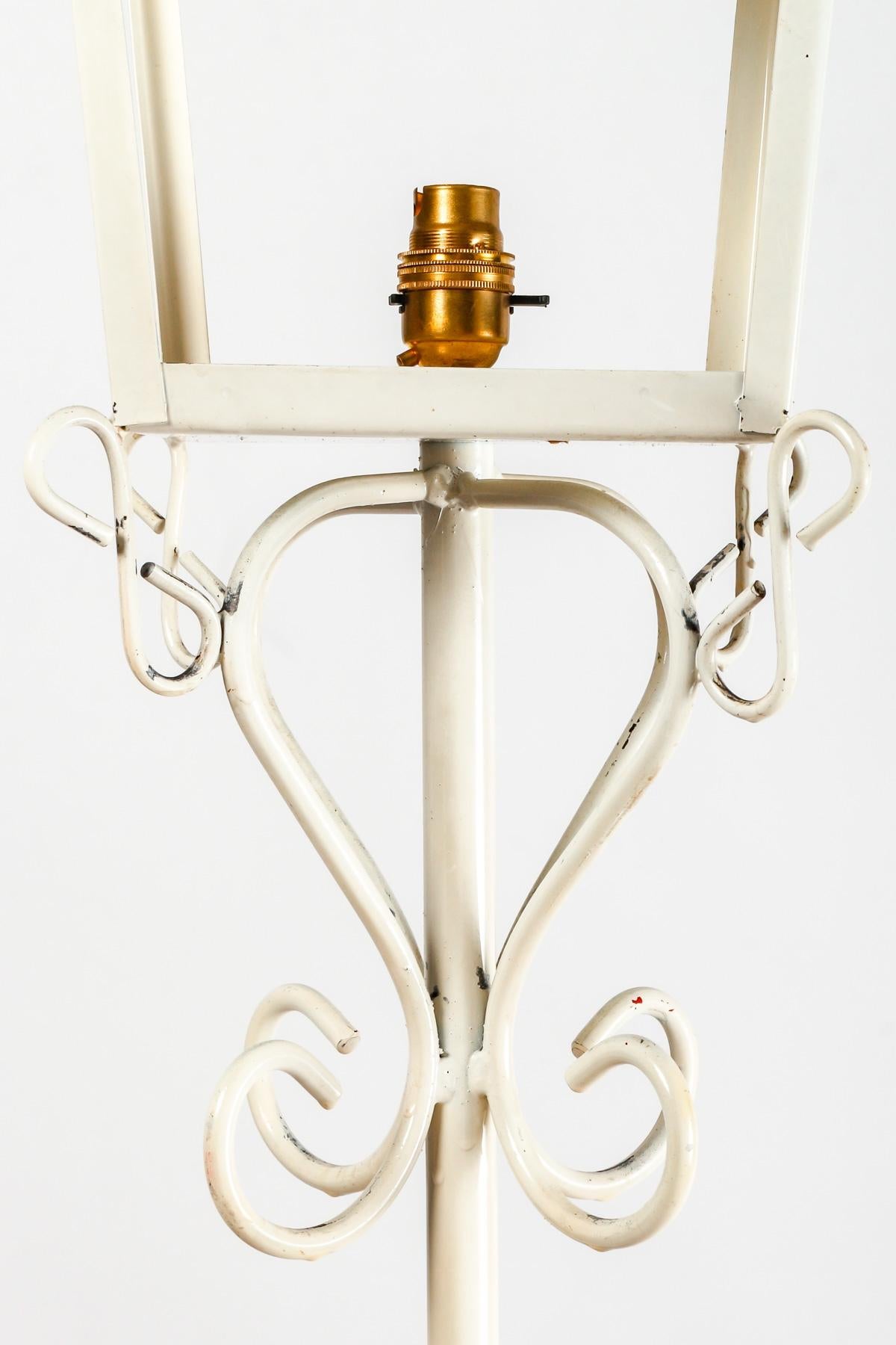 20th Century Floor lamp in Painted Wrought Iron by Maison R.Gleizes, 1950-1960 Design. For Sale