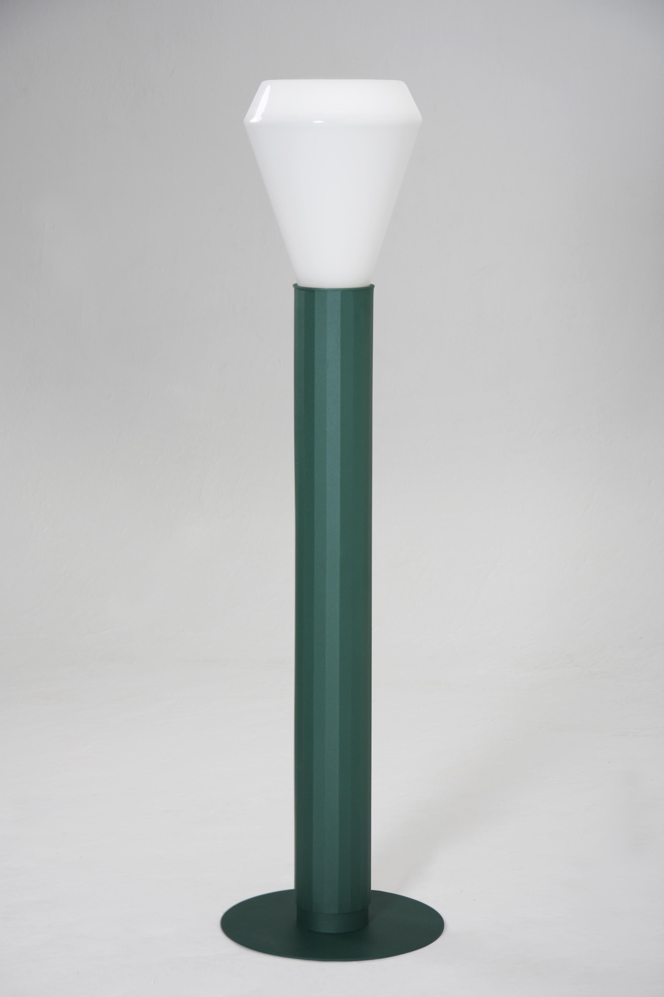 Floor Lamp in Powder-Coated Steel and Milk Glass Handcrafted For Sale 1