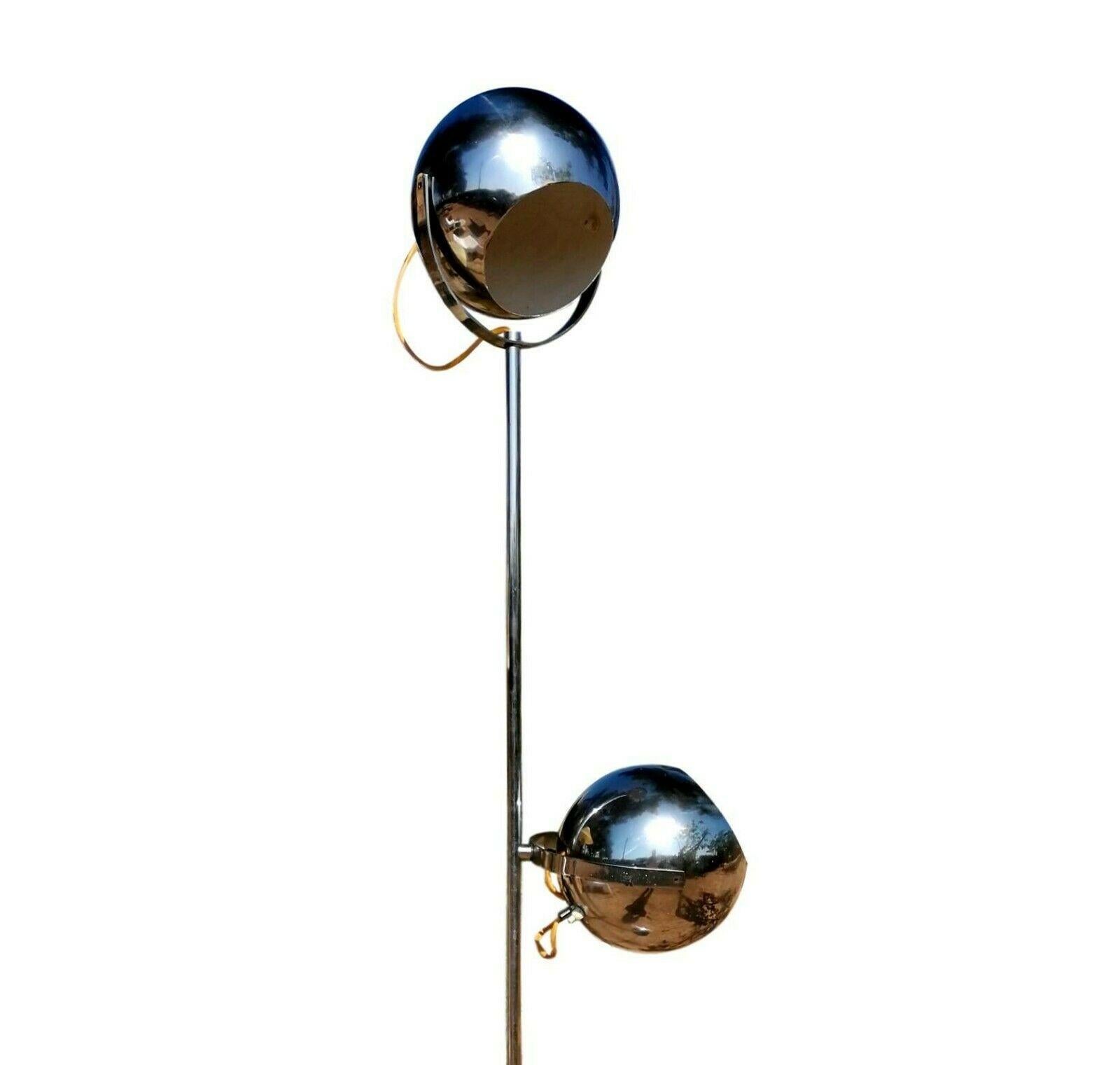 Late 20th Century Floor Lamp in Steel Produced by Goffredo Reggiani, 1970s For Sale