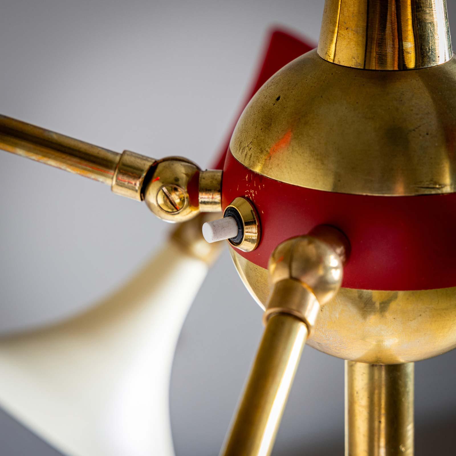 italien Lampadaire dans le style de Stilnovo, années 1960 en vente