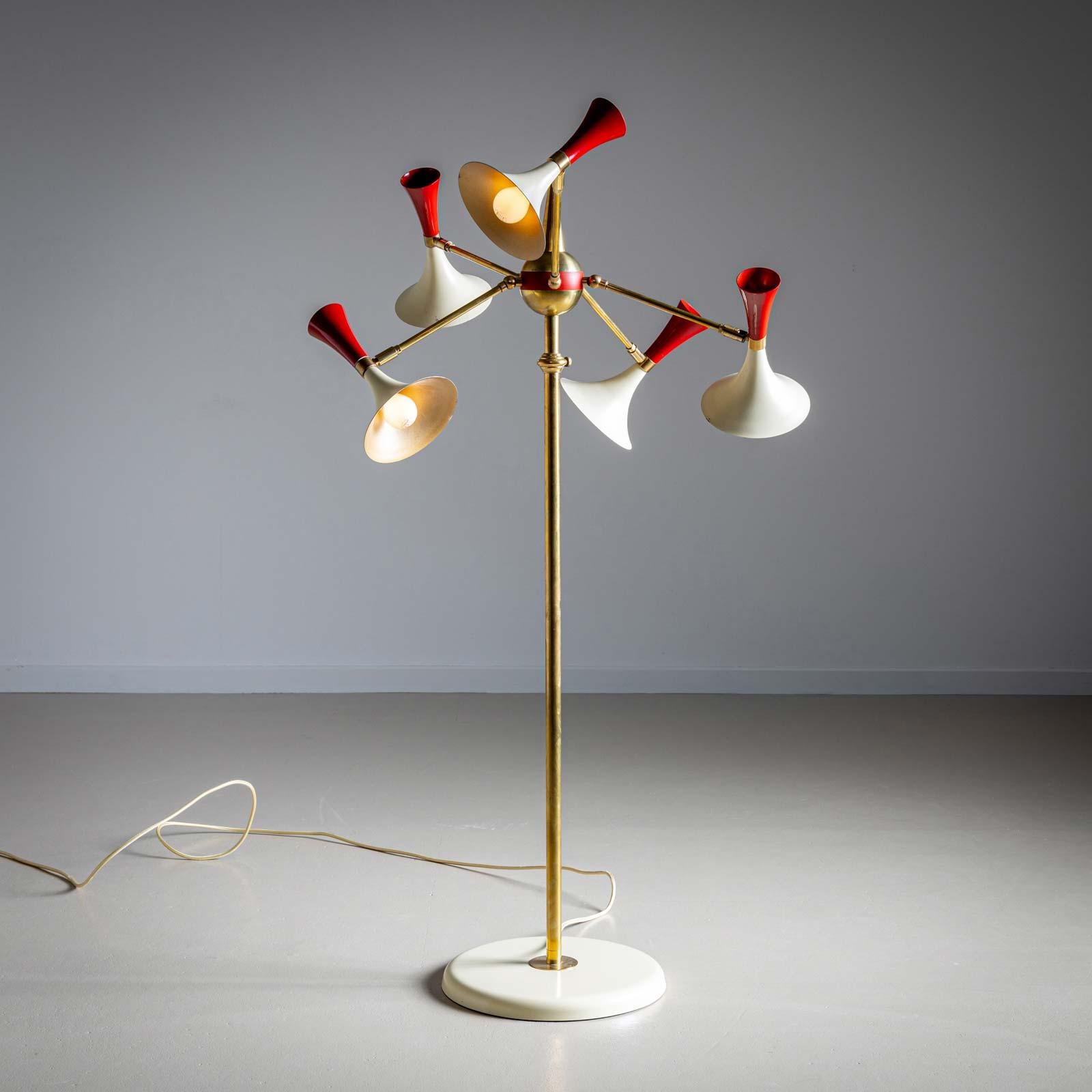 Lampadaire dans le style de Stilnovo, années 1960 en vente 3