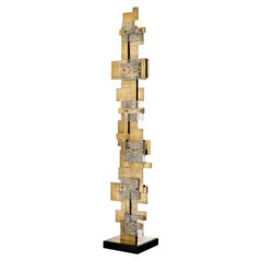 Lampada da terra con finitura in ottone vintage, vetro e base in granito nero