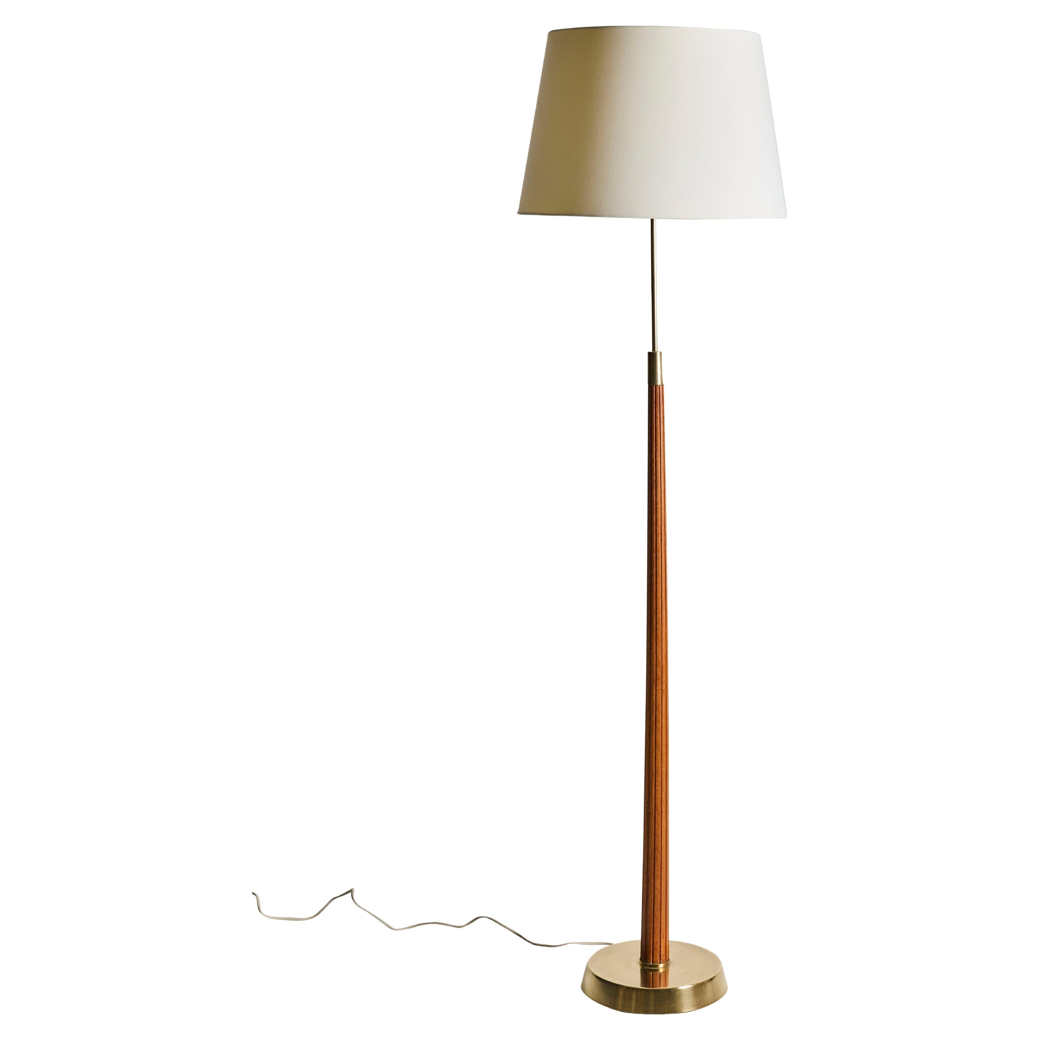Lampada da terra in legno e ottone di Hans Bergström per ASEA, anni '40 in vendita