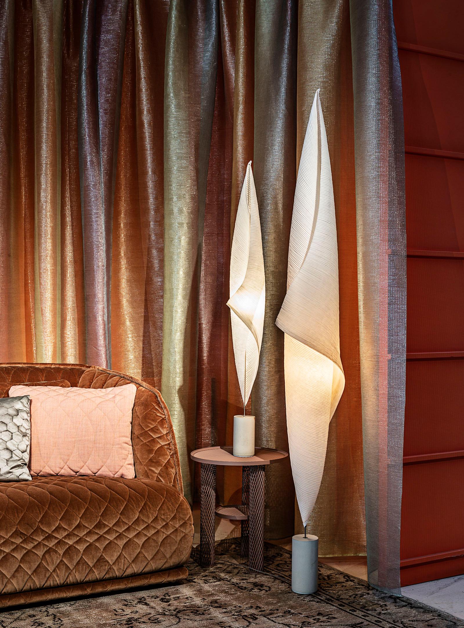 Contemporary Floor lamp Ingo Maurer Wo-Tum-Bu 1 For Sale