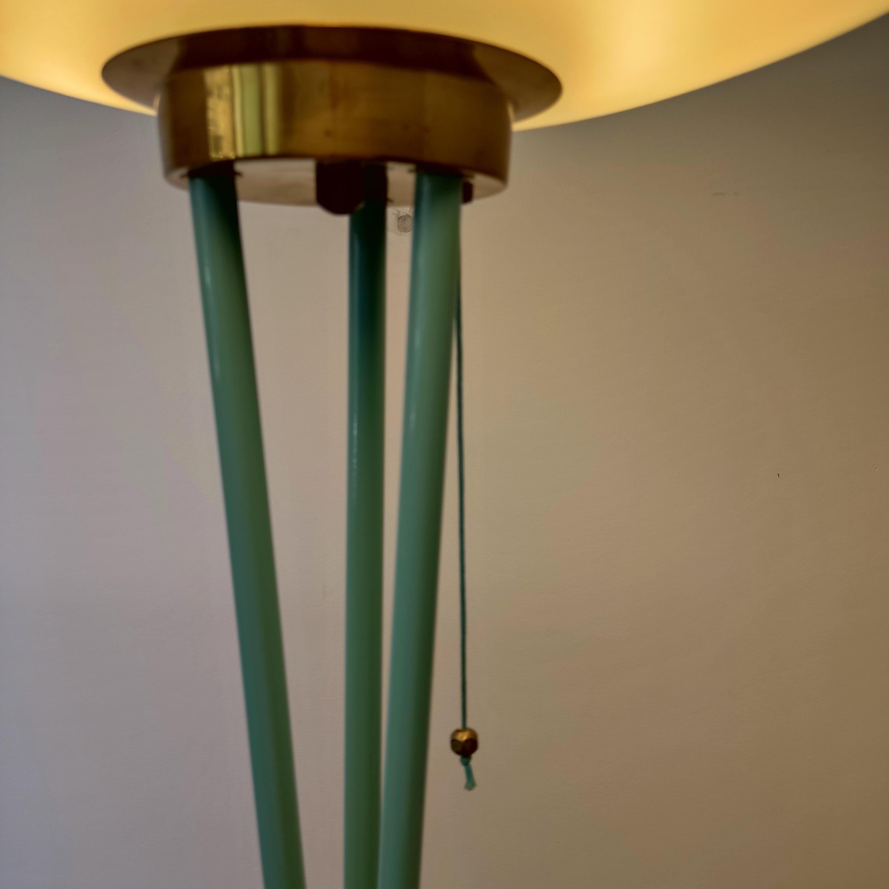 Ottone Lampada da terra  - Italia anni '50 in vendita